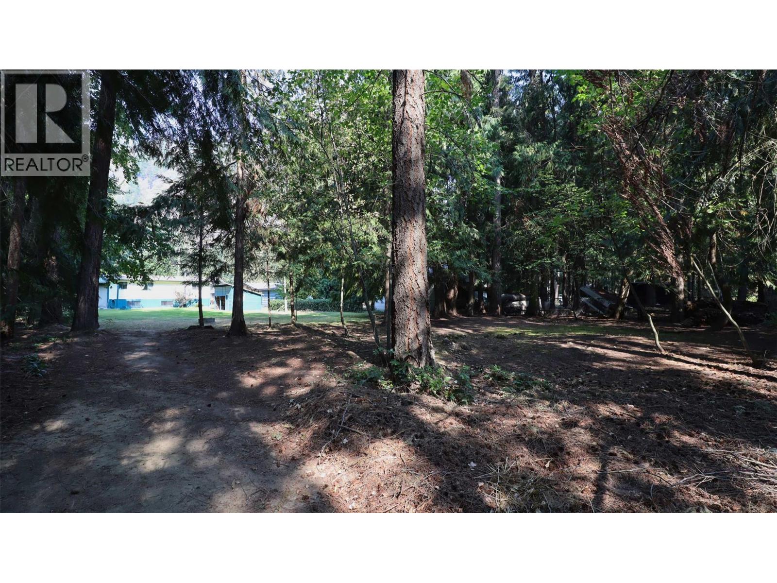 4090 Butters Road, Scotch Creek, British Columbia  V0E 1M5 - Photo 42 - 10383885