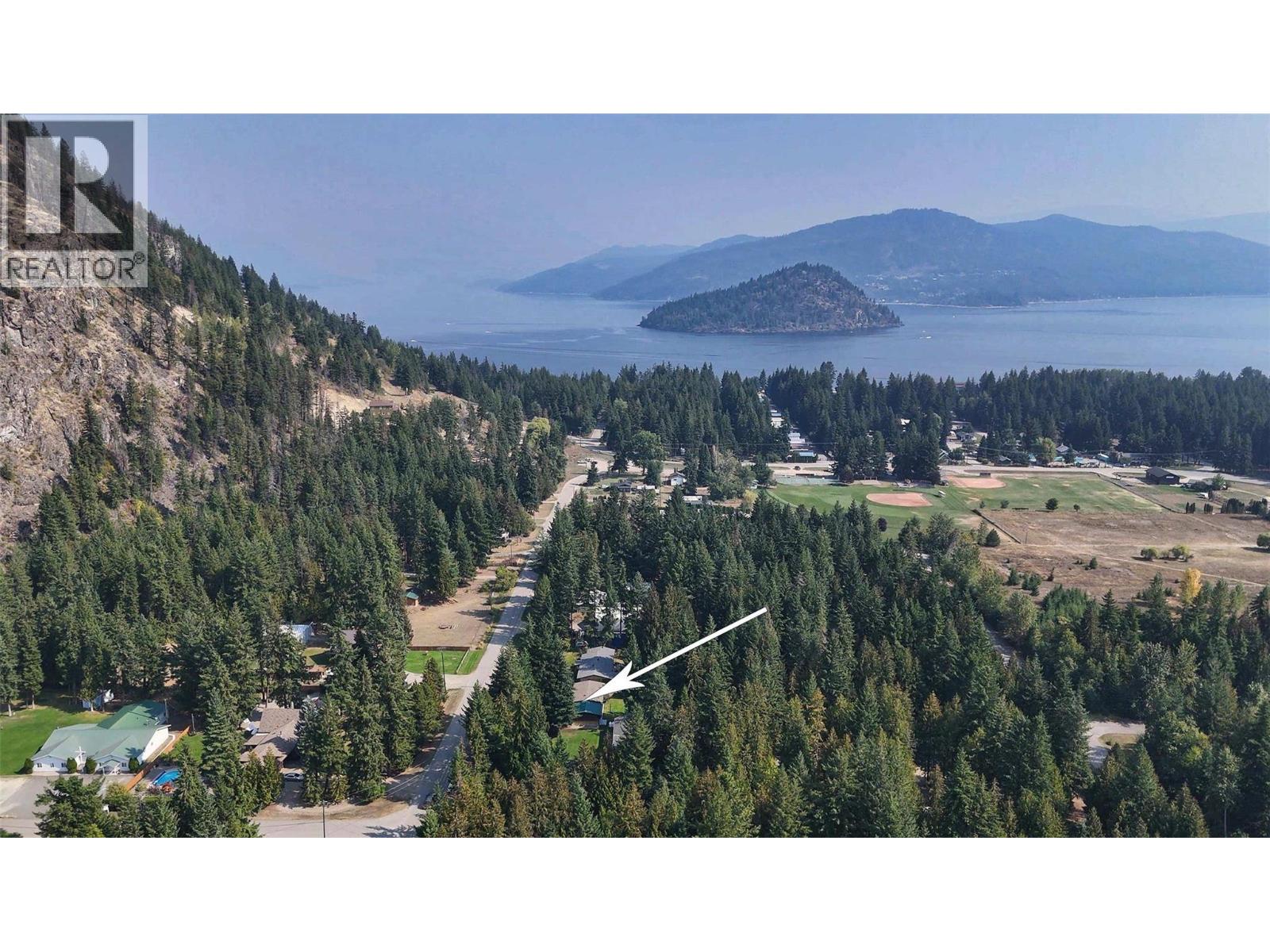 4090 Butters Road, Scotch Creek, British Columbia  V0E 1M5 - Photo 5 - 10383885