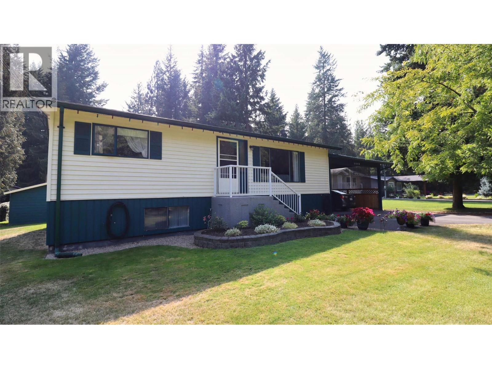 4090 Butters Road, Scotch Creek, British Columbia  V0E 1M5 - Photo 9 - 10383885