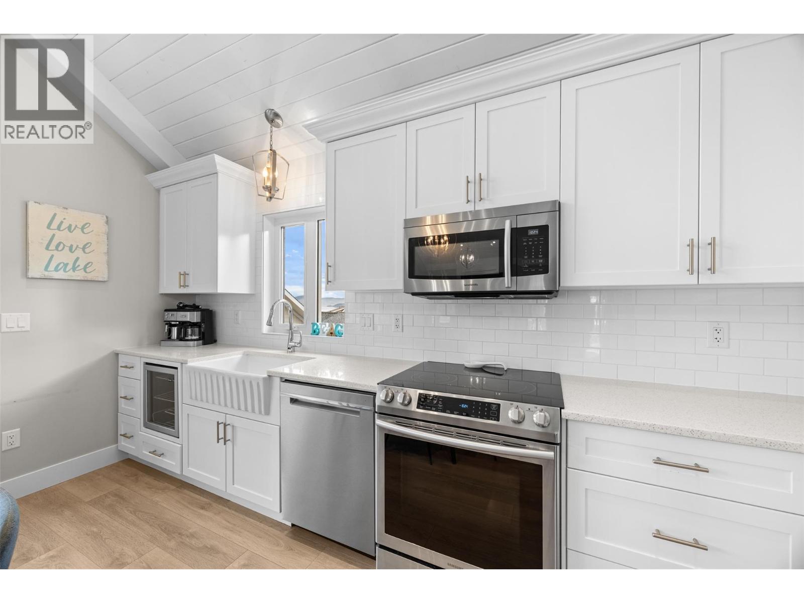 6727 Marbella Loop Unit# 371, Kelowna, British Columbia  V1Z 3R8 - Photo 7 - 10383751