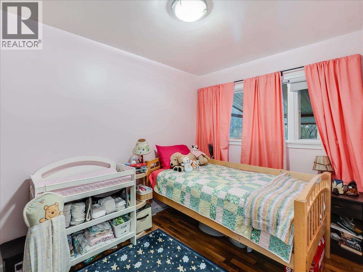 3330 Dahlia Crescent, Trail, British Columbia  V1R 2X9 - Photo 29 - 10383739