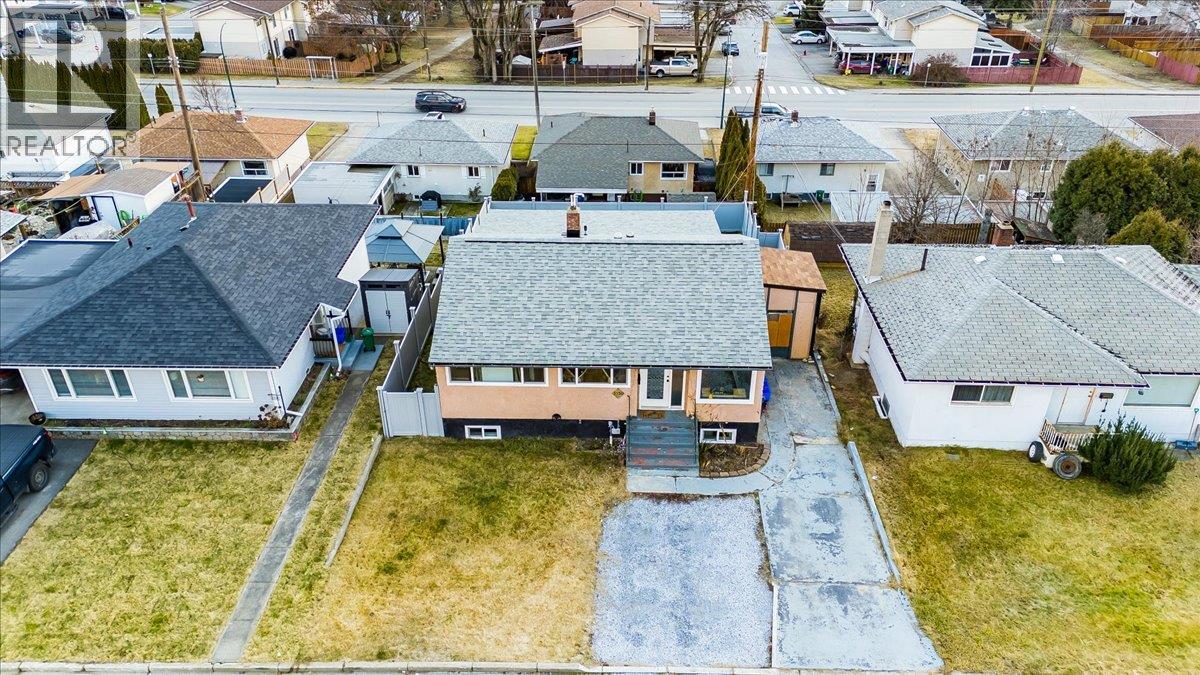 3330 Dahlia Crescent, Trail, British Columbia  V1R 2X9 - Photo 46 - 10383739