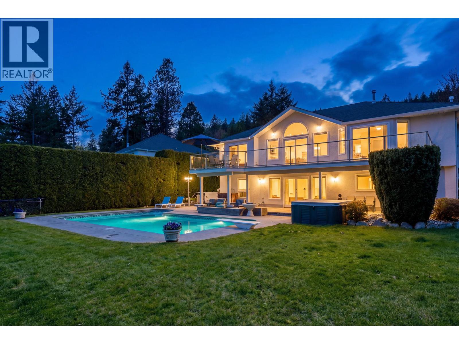 1577 Klein Road, West Kelowna, British Columbia  V1Z 3H5 - Photo 1 - 10383189