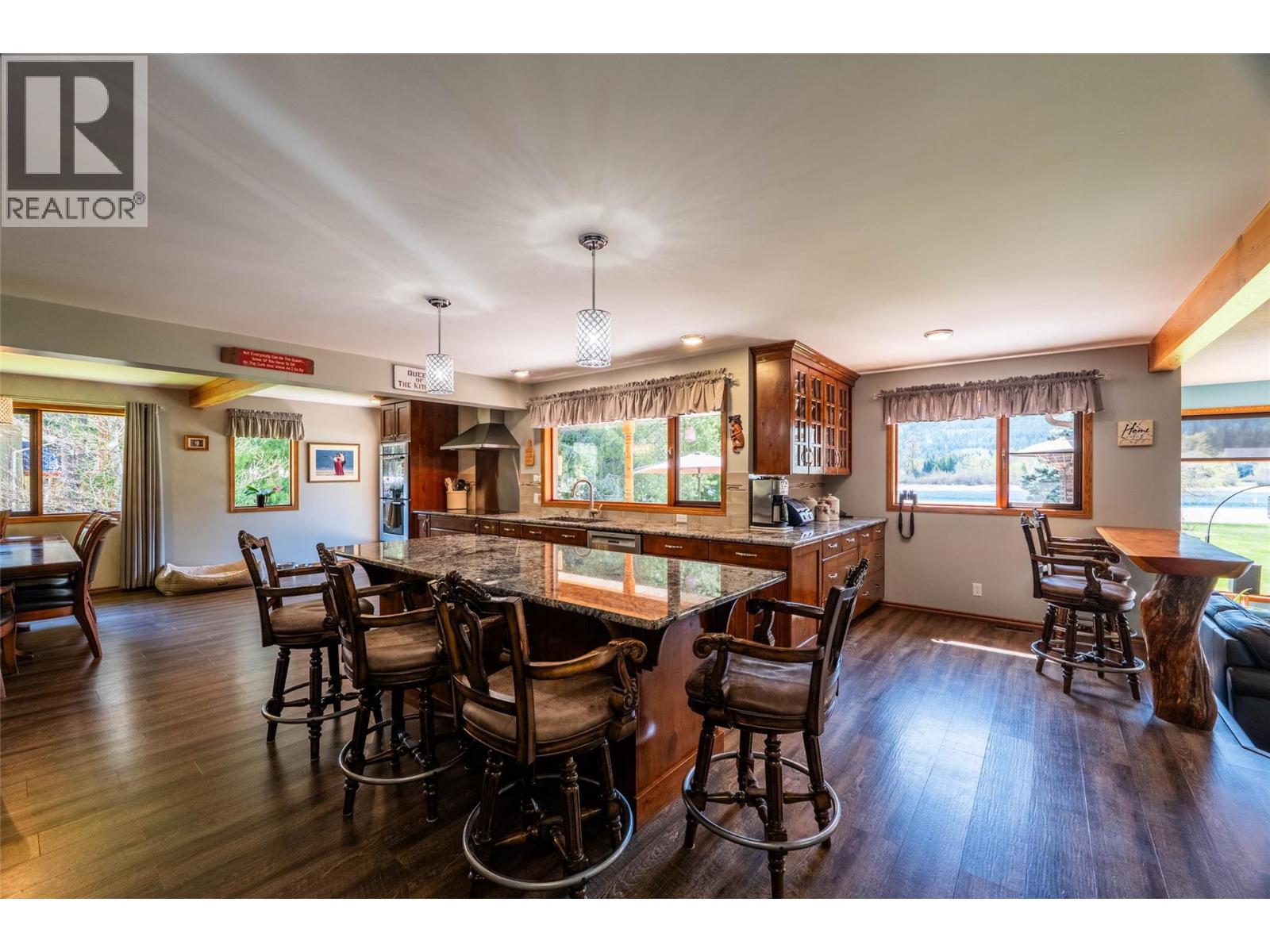 6158 Redfish Road, Nelson, British Columbia  V1L 6M9 - Photo 11 - 10383770