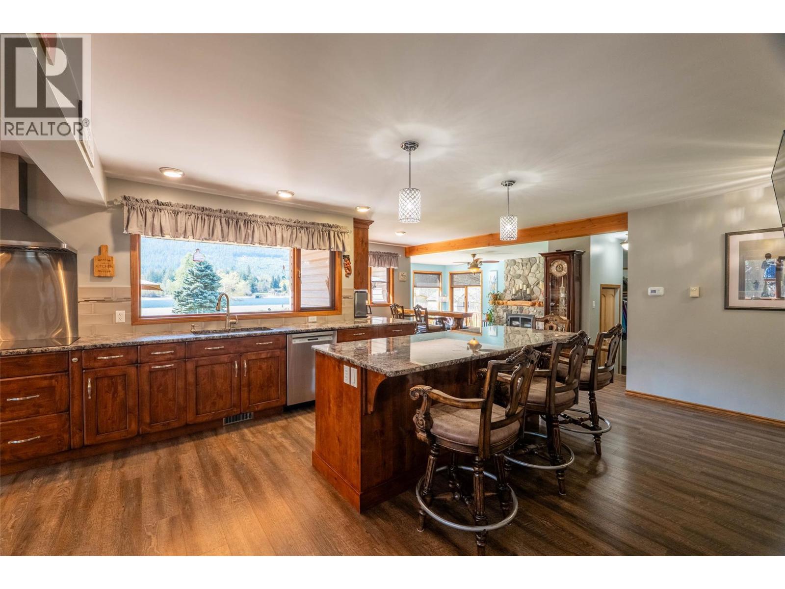 6158 Redfish Road, Nelson, British Columbia  V1L 6M9 - Photo 13 - 10383770