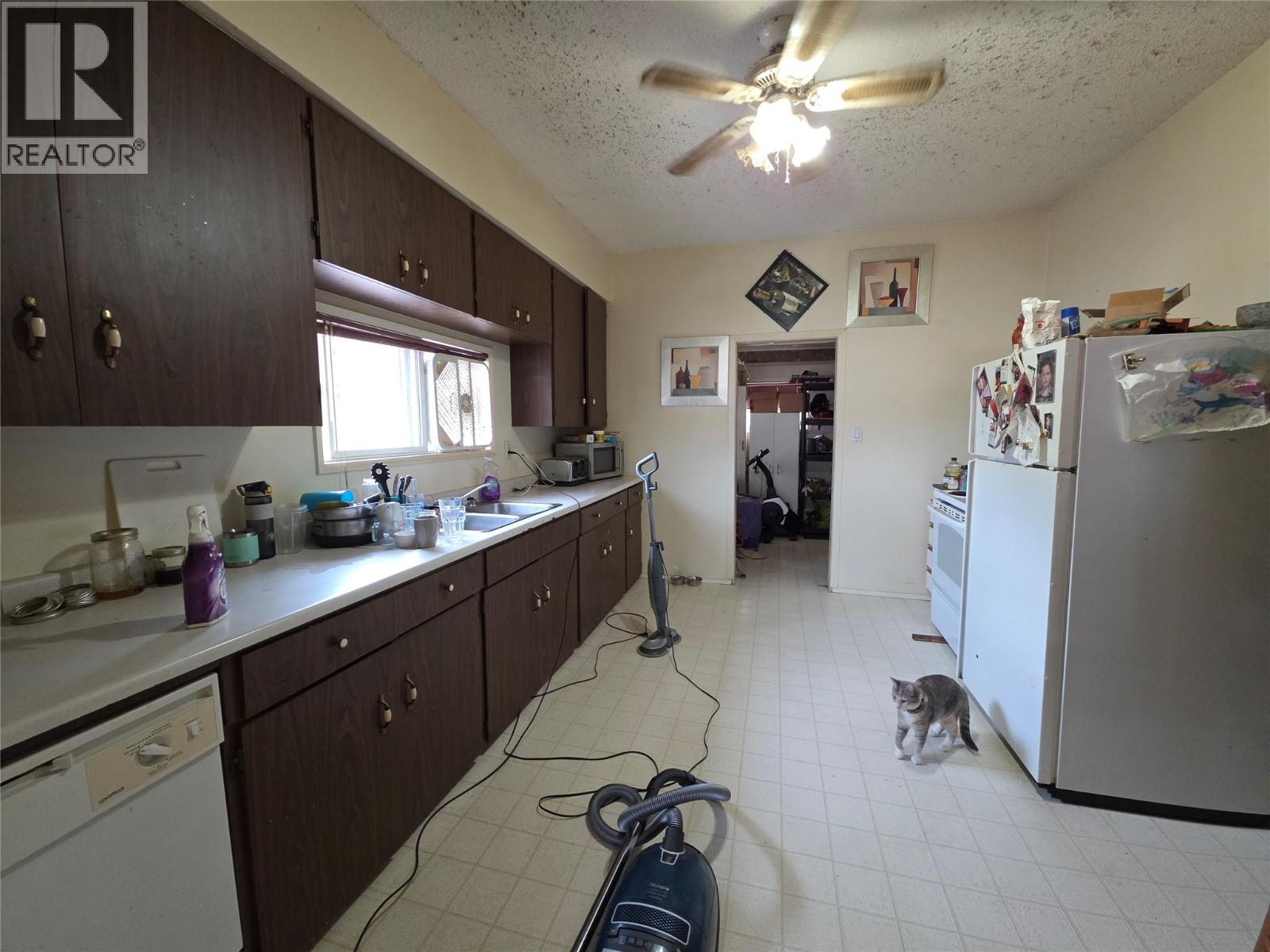 1290 Nelson Avenue, Trail, British Columbia  V1R 3H6 - Photo 5 - 10383332