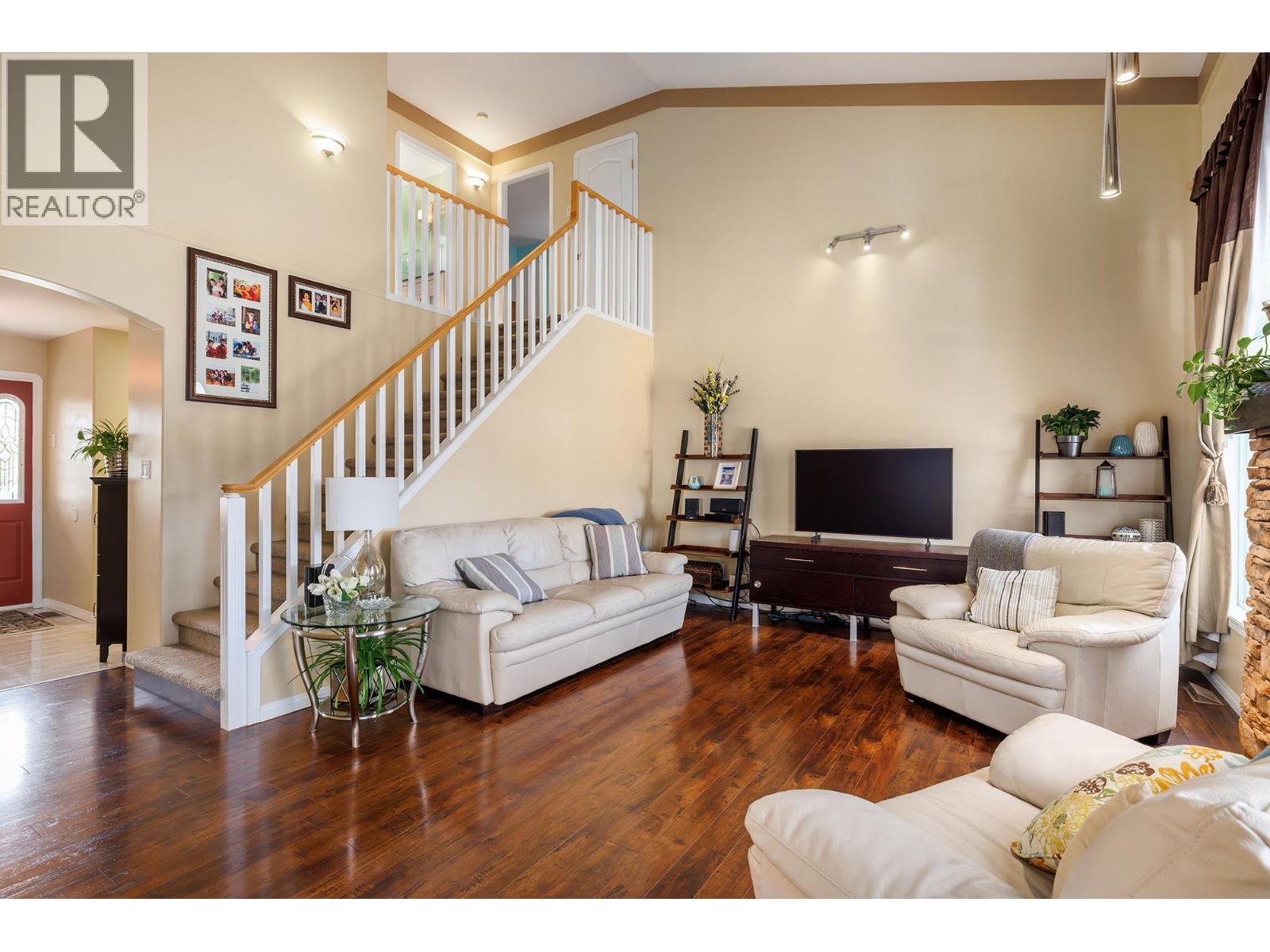 2212 Chilcotin Crescent, Kelowna, British Columbia  v1v 2m8 - Photo 4 - 10382518