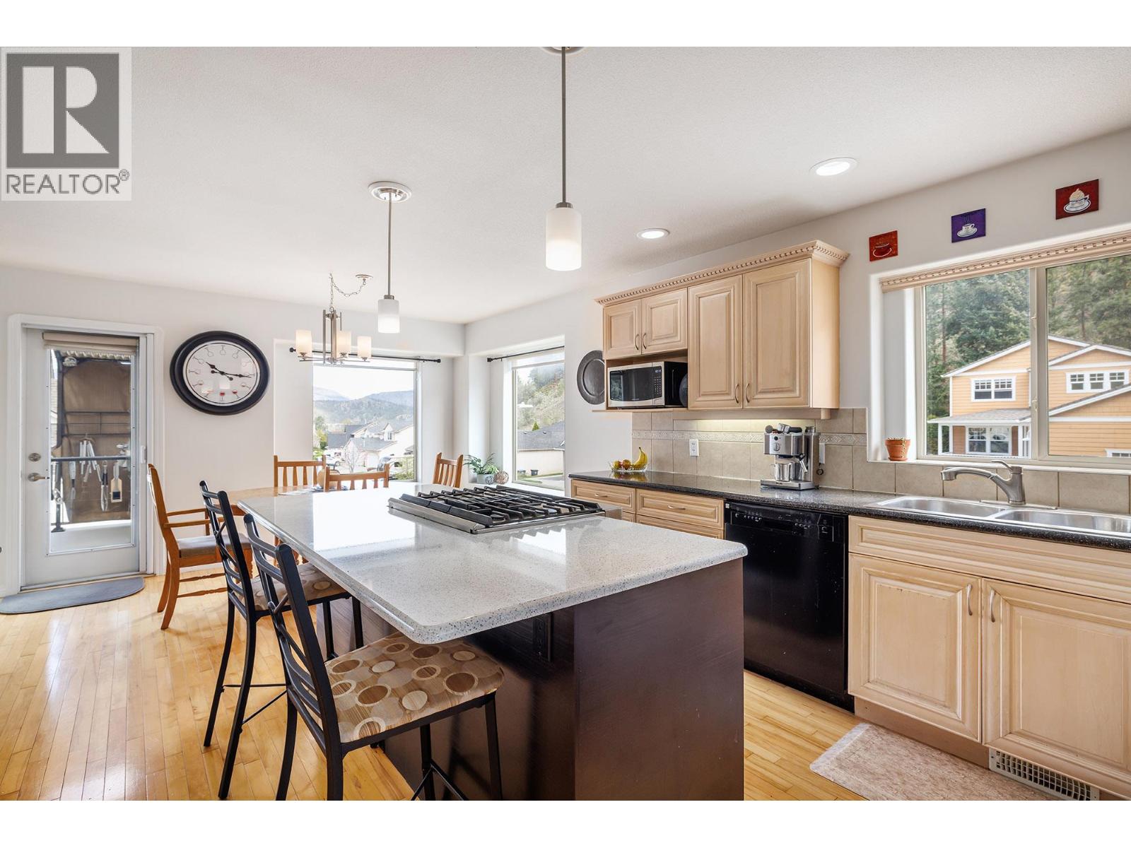 2212 Chilcotin Crescent, Kelowna, British Columbia  v1v 2m8 - Photo 9 - 10382518