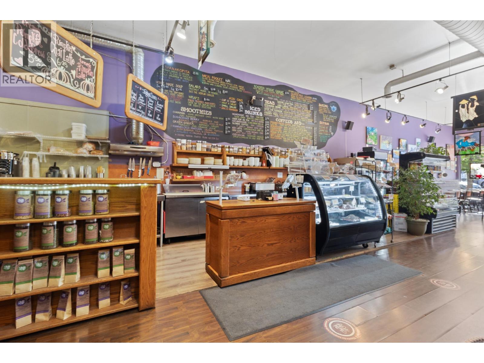 246 Victoria Street, Kamloops, British Columbia  V2C 2A2 - Photo 12 - 10383551