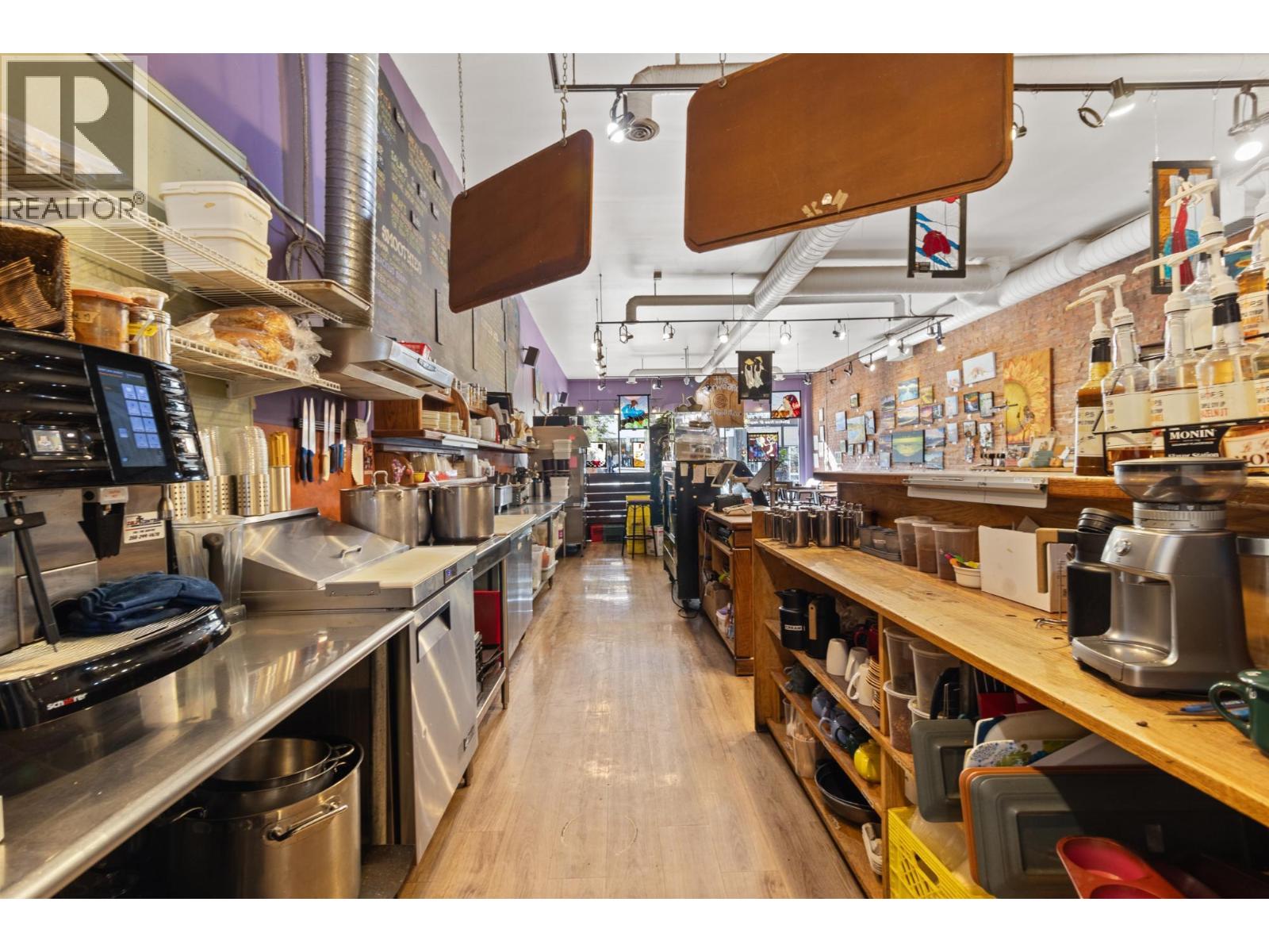 246 Victoria Street, Kamloops, British Columbia  V2C 2A2 - Photo 15 - 10383551