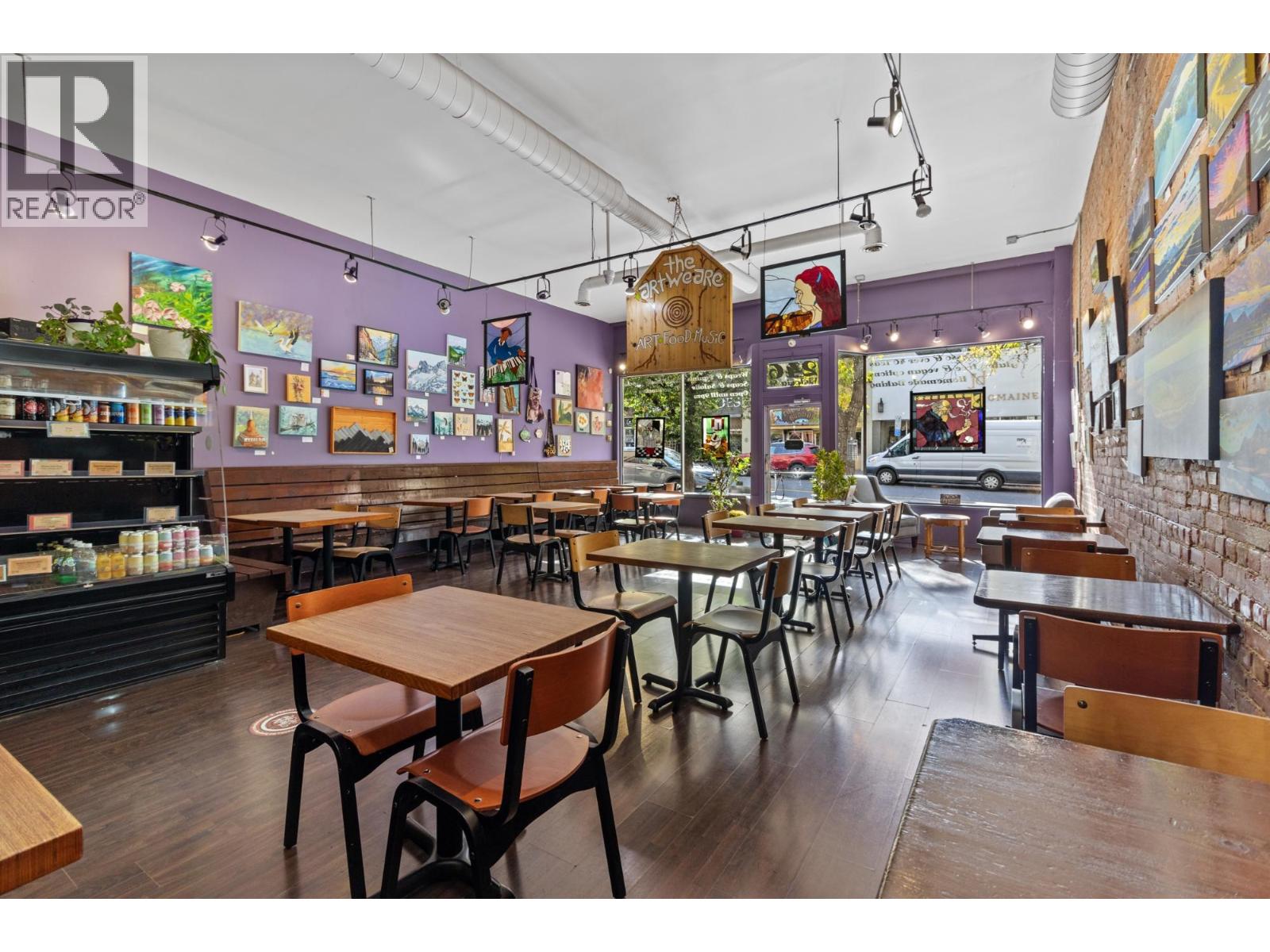 246 Victoria Street, Kamloops, British Columbia  V2C 2A2 - Photo 5 - 10383551