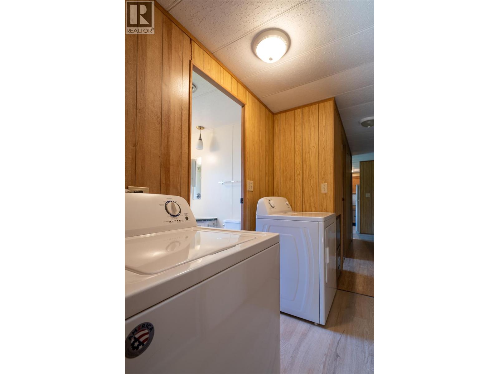 802 Center Street, Revelstoke, British Columbia  V0E 2S0 - Photo 16 - 10383767