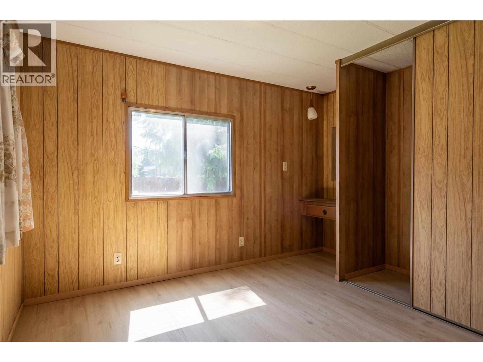 802 Center Street, Revelstoke, British Columbia  V0E 2S0 - Photo 18 - 10383767