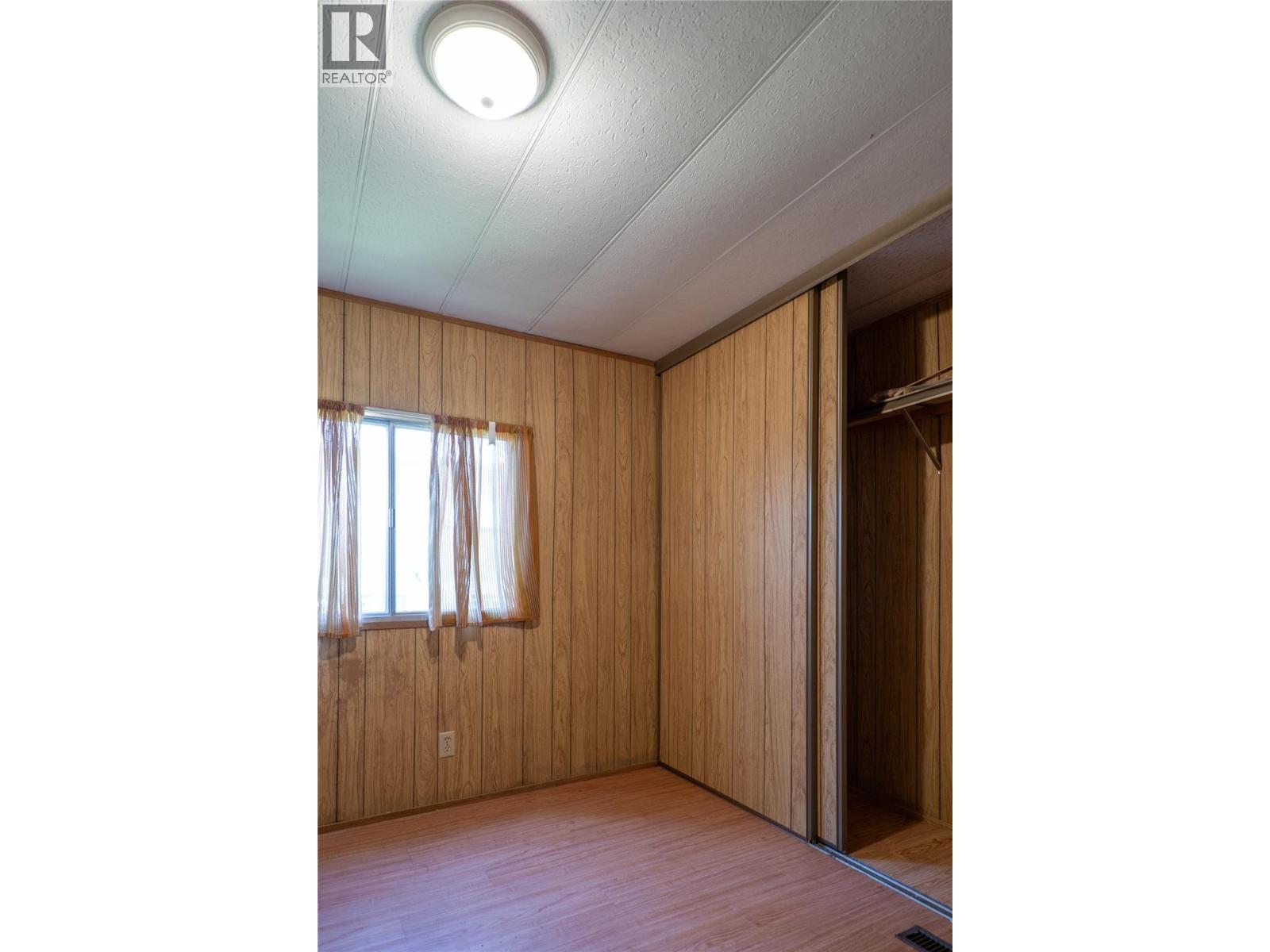 802 Center Street, Revelstoke, British Columbia  V0E 2S0 - Photo 20 - 10383767