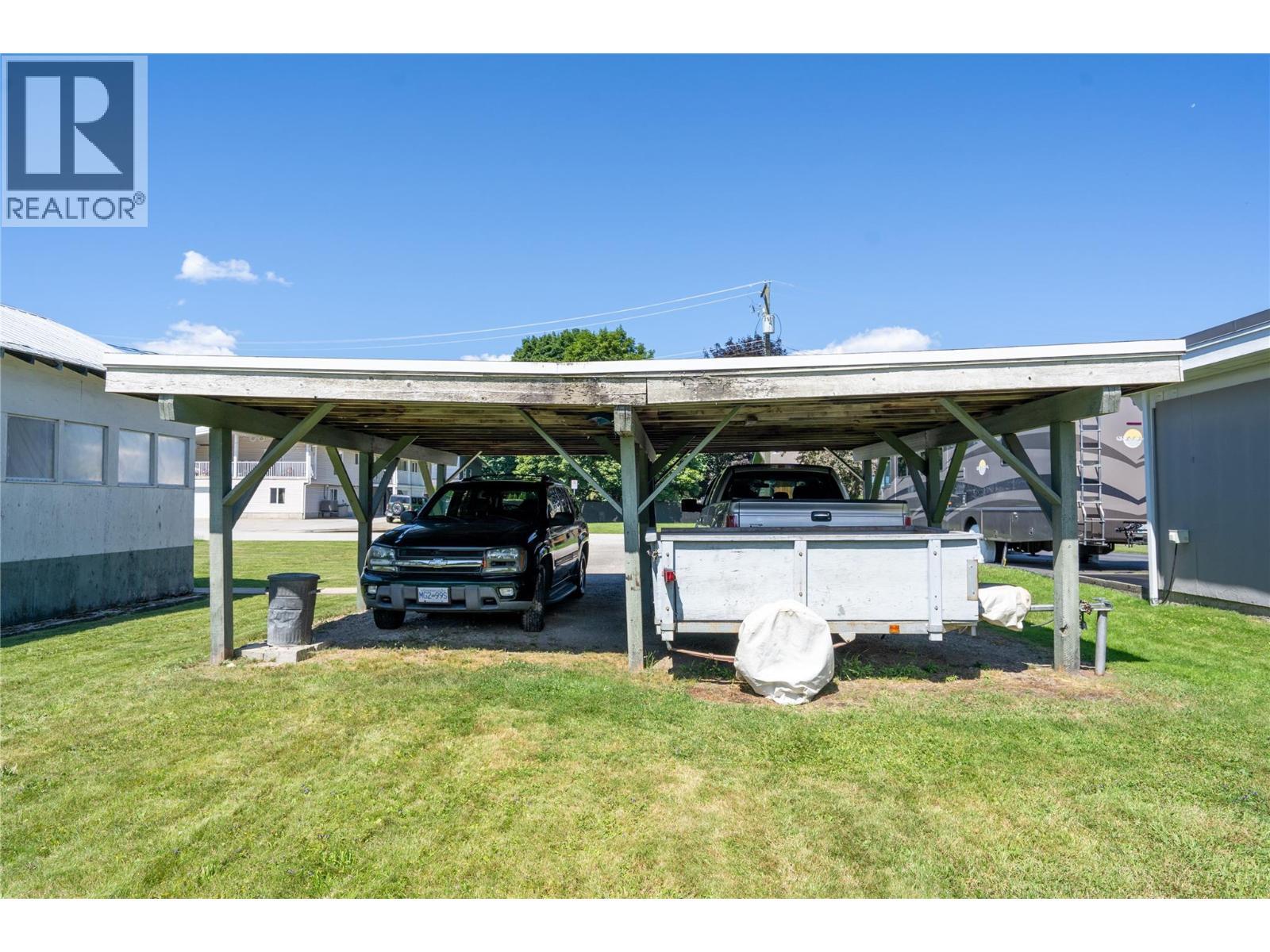 802 Center Street, Revelstoke, British Columbia  V0E 2S0 - Photo 25 - 10383767