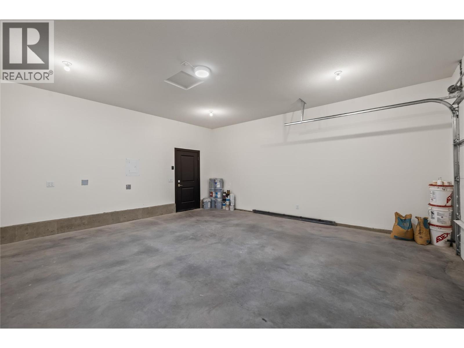 2957 Conlin Court Unit# 3, Kelowna, British Columbia  V1Y 7S7 - Photo 37 - 10383474