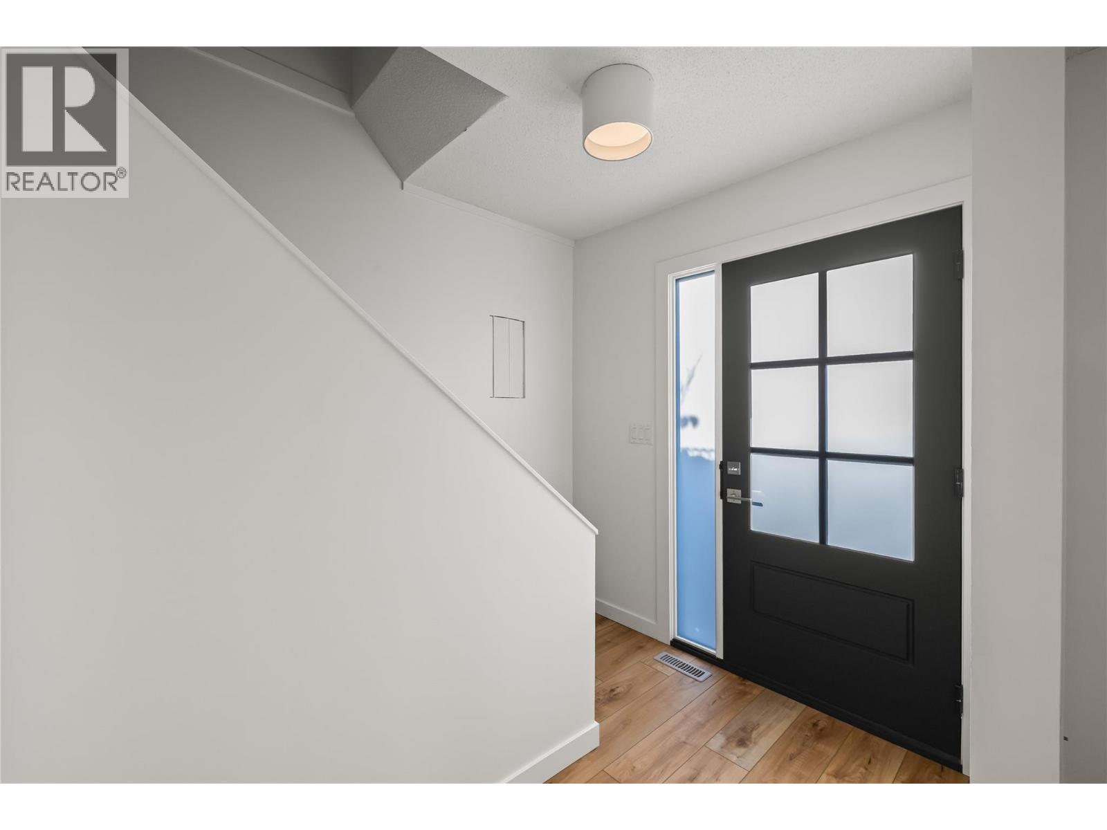 2957 Conlin Court Unit# 3, Kelowna, British Columbia  V1Y 7S7 - Photo 7 - 10383474