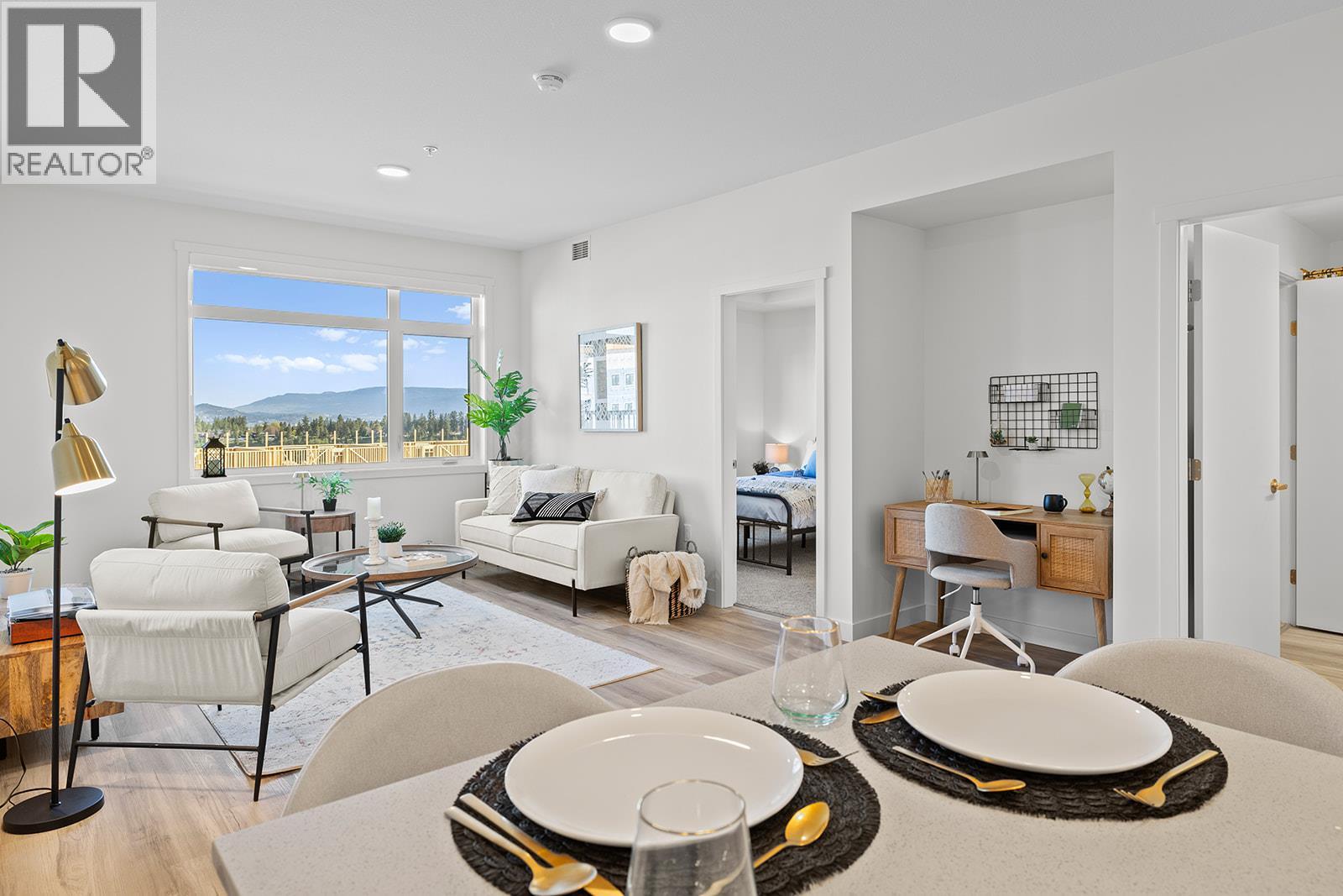 1111 Frost Road Unit# 205, Kelowna, British Columbia  V1W 0G8 - Photo 1 - 10381997