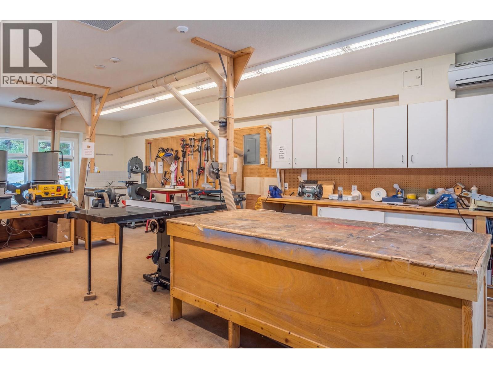 3925 Gallaghers Circle, Kelowna, British Columbia  V1W 3Z9 - Photo 82 - 10382977