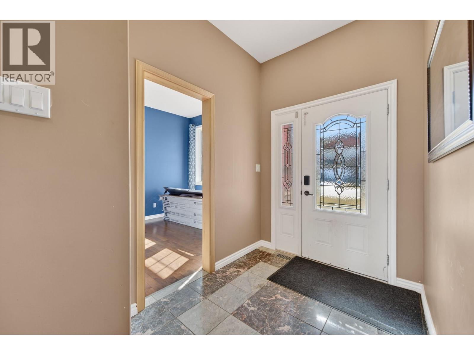 2620 Telford Drive, Kamloops, British Columbia  V1S 0A3 - Photo 5 - 10383820