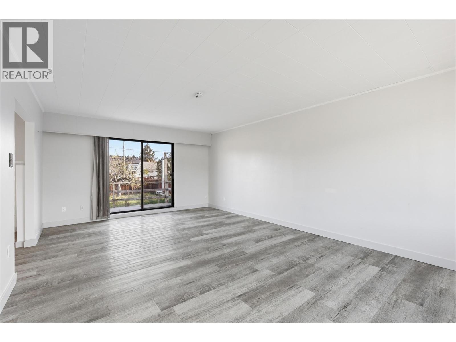 1144 Sherbrooke Avenue, Kamloops, British Columbia  V2B 1W7 - Photo 6 - 10383797