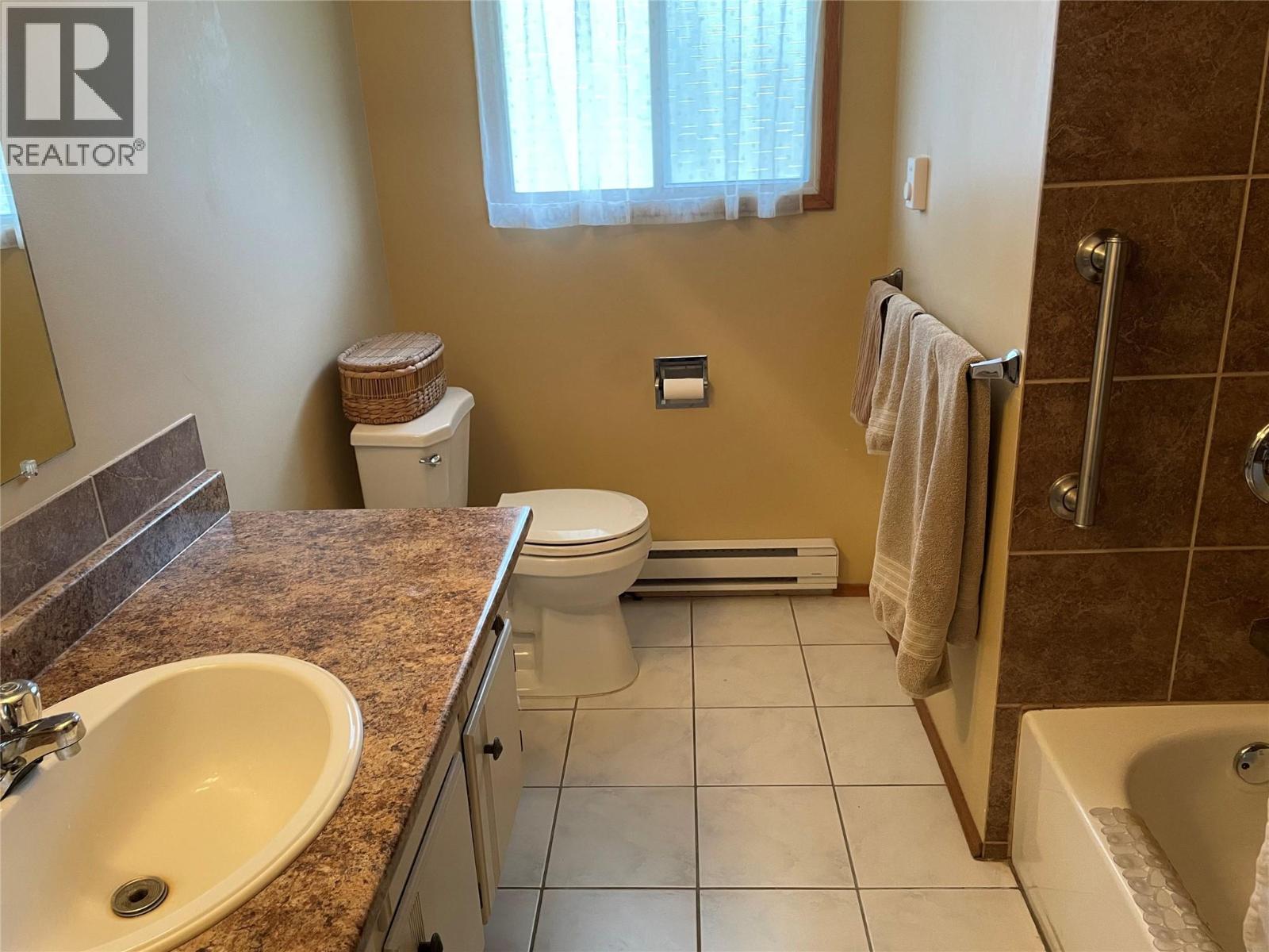 4150 Hughes Road, Kelowna, British Columbia  V1W 4S3 - Photo 14 - 10383761