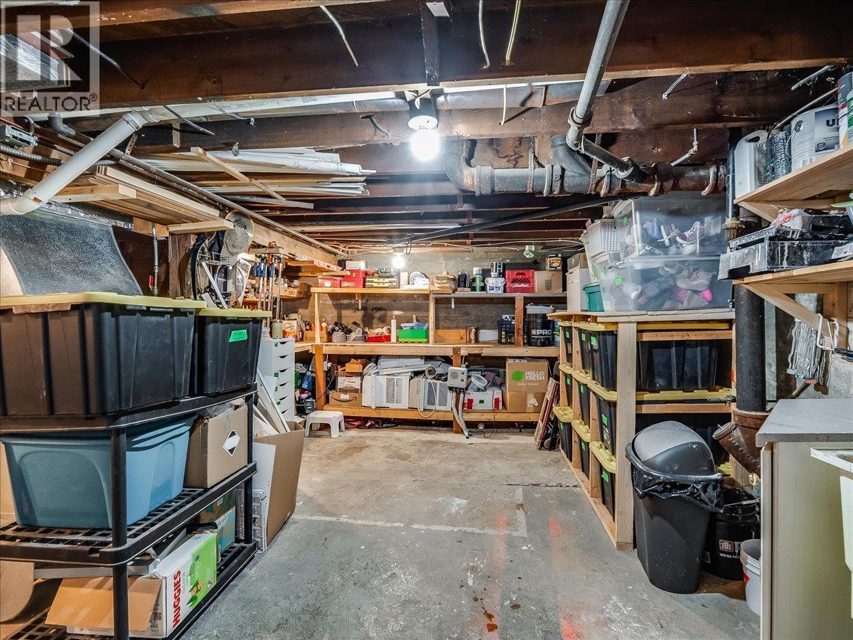 702 6th Street, Castlegar, British Columbia  V1N 2E9 - Photo 52 - 10383681