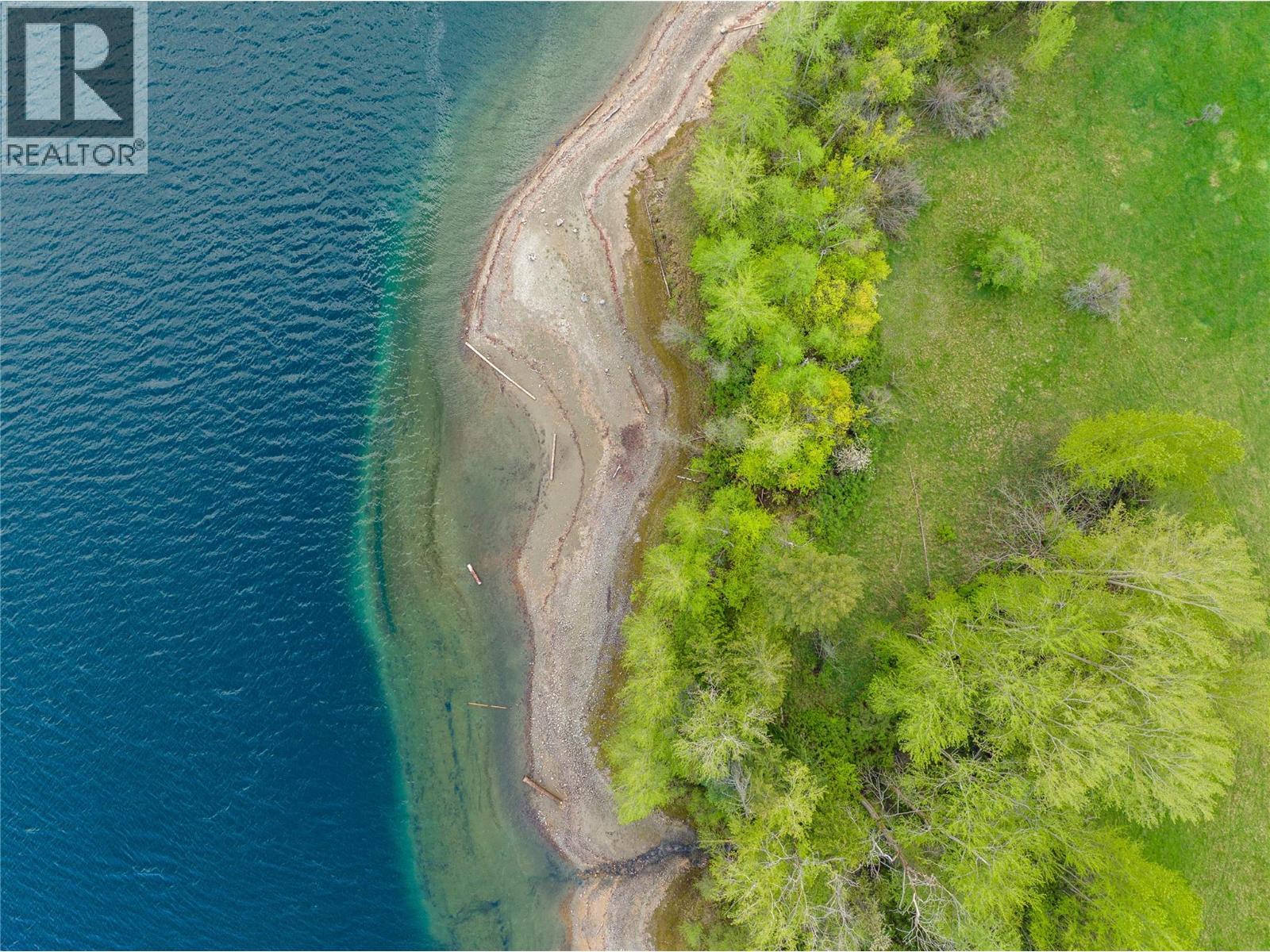 1601 Arrow Lakes Drive, Castlegar, British Columbia  V1N 3N3 - Photo 13 - 10383570