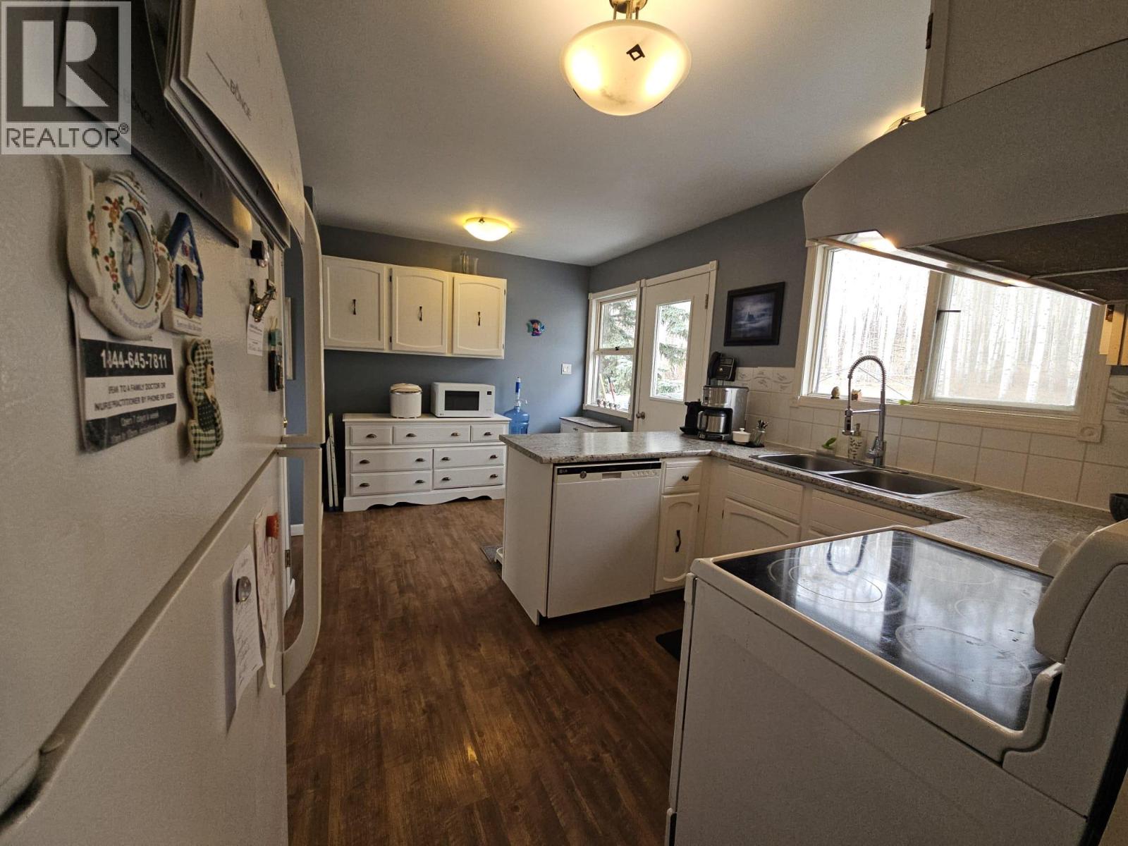 5334 Kurjata Drive, Chetwynd, British Columbia  V0C 1J0 - Photo 20 - 10383892