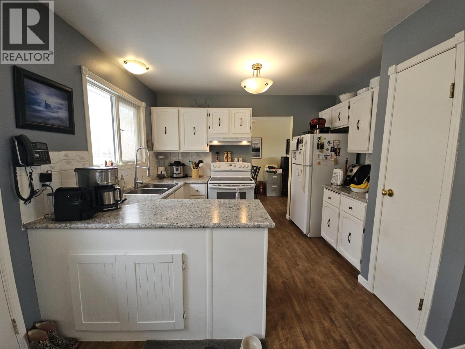 5334 Kurjata Drive, Chetwynd, British Columbia  V0C 1J0 - Photo 21 - 10383892