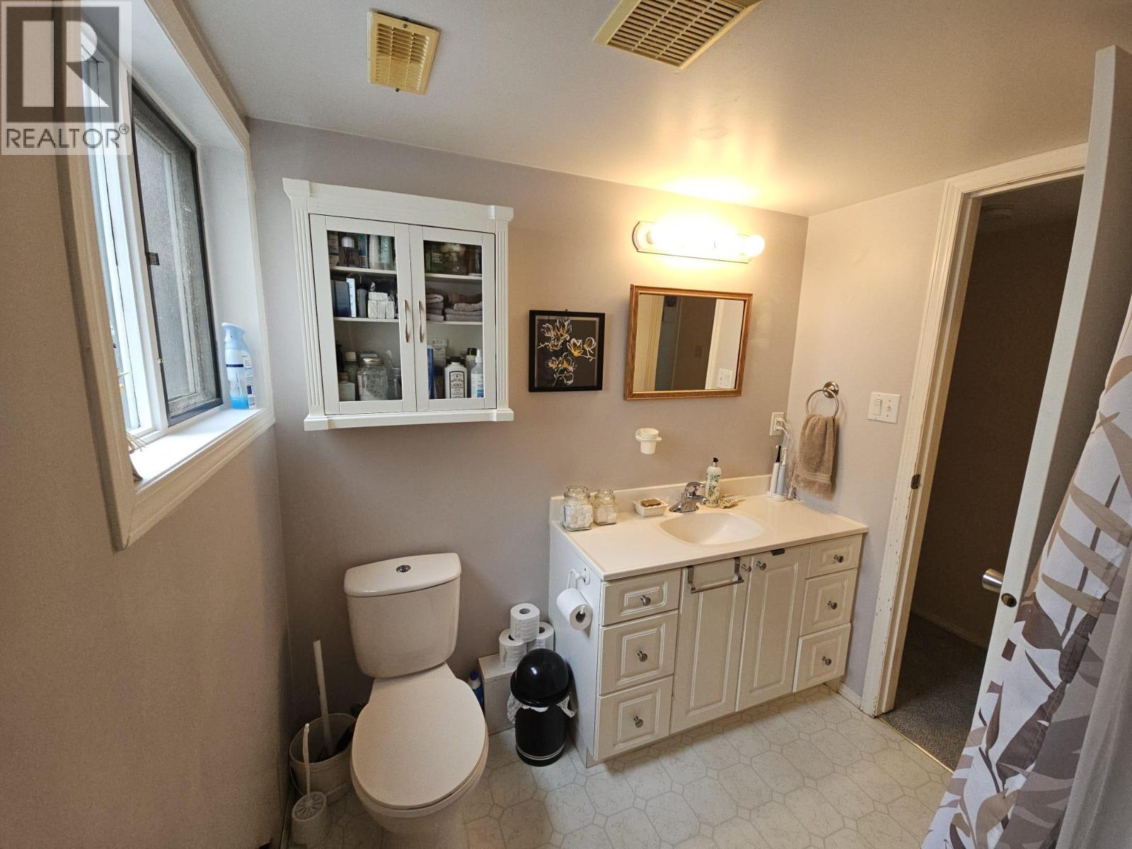 5334 Kurjata Drive, Chetwynd, British Columbia  V0C 1J0 - Photo 70 - 10383892