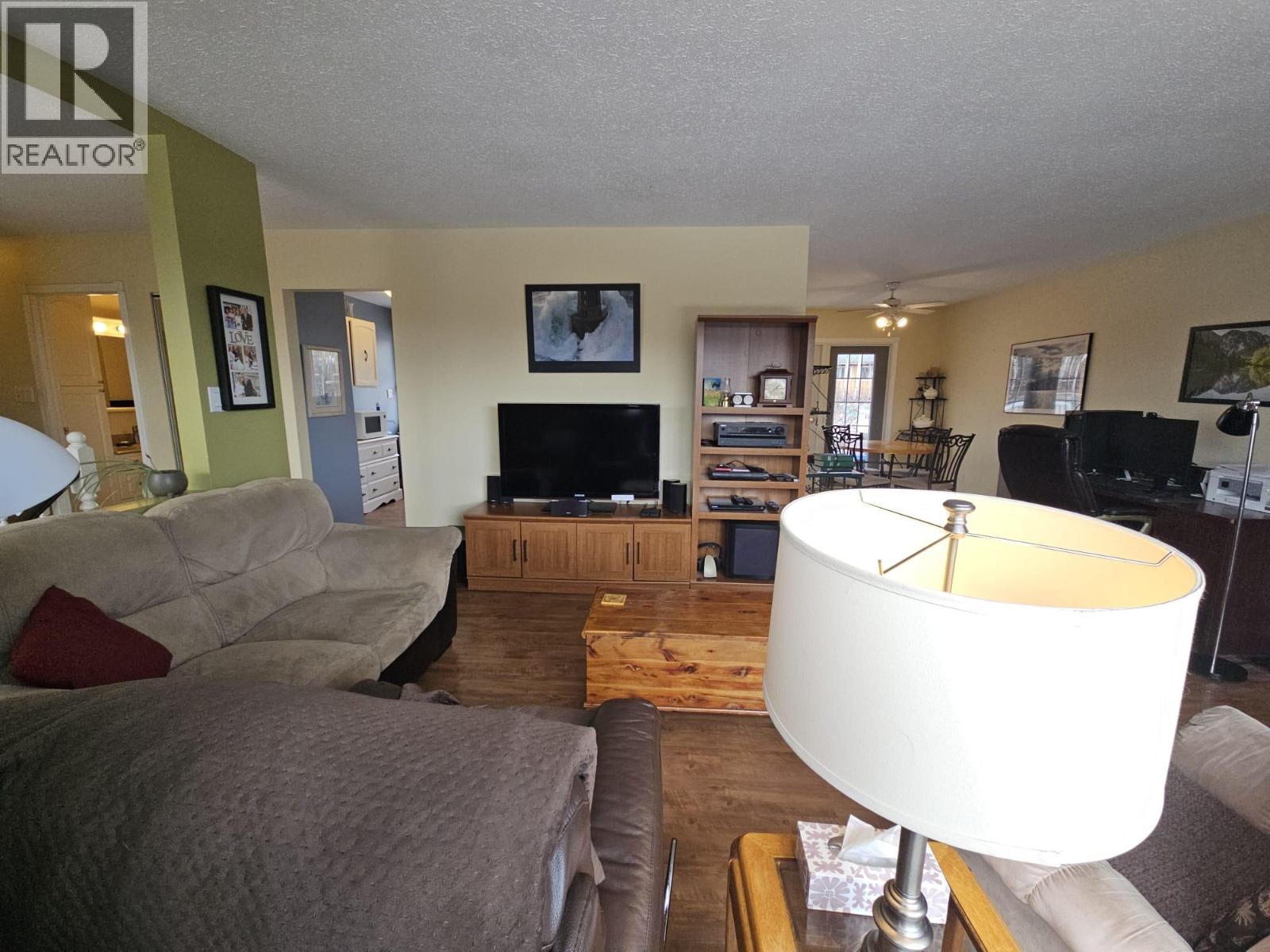 5334 Kurjata Drive, Chetwynd, British Columbia  V0C 1J0 - Photo 8 - 10383892