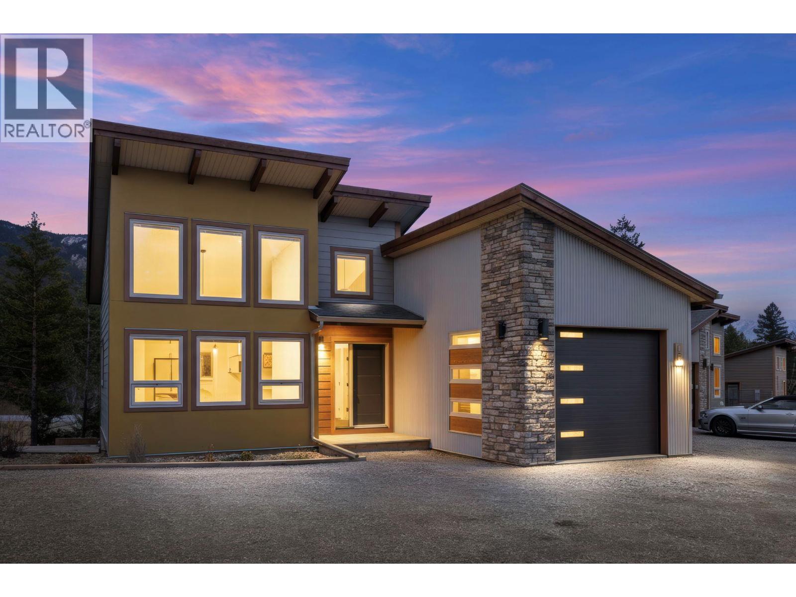 4926 Timber Ridge Road Unit# 51, Windermere, British Columbia  V0A 1H0 - Photo 3 - 10381763