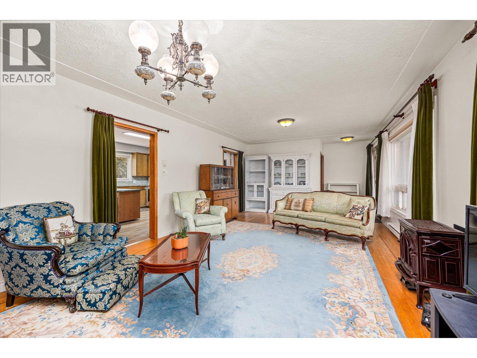 1190 Guisachan Road, Kelowna, British Columbia  V1Y 7X4 - Photo 11 - 10383912