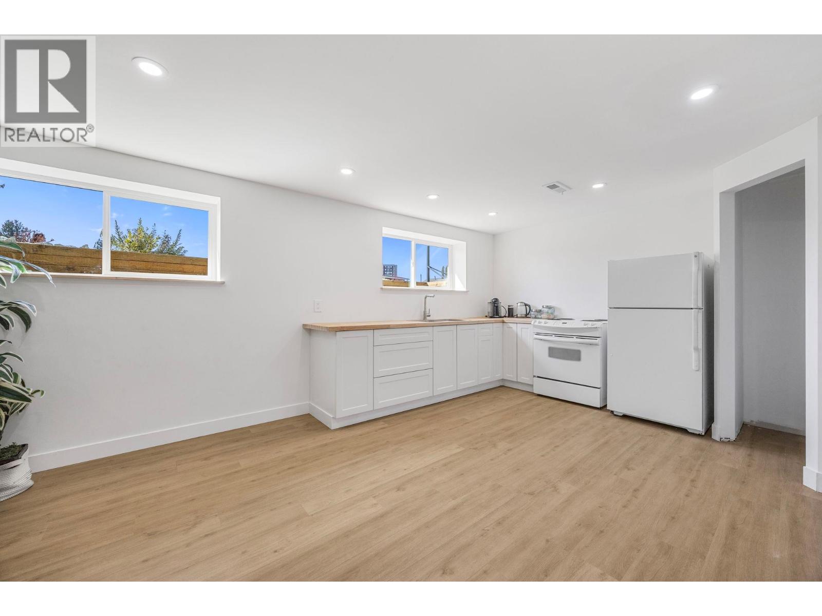 1224 Lawson Avenue, Kelowna, British Columbia  V1Y 6T9 - Photo 15 - 10383910