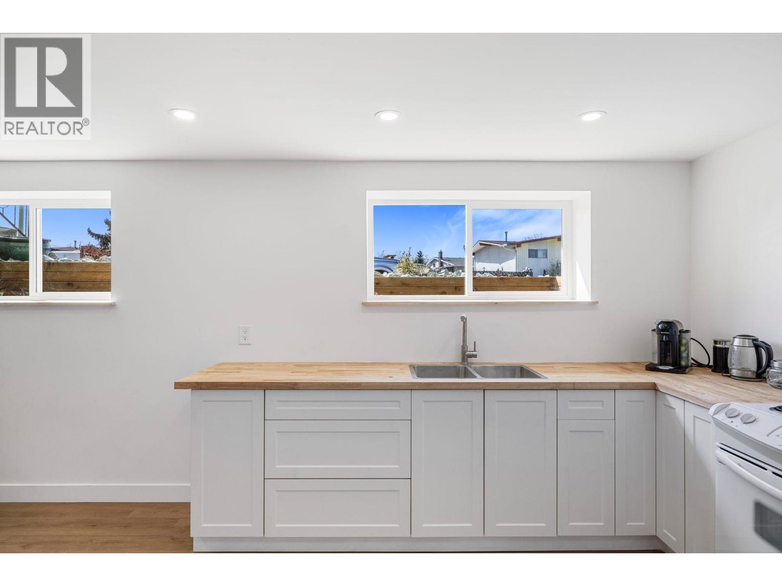 1224 Lawson Avenue, Kelowna, British Columbia  V1Y 6T9 - Photo 16 - 10383910