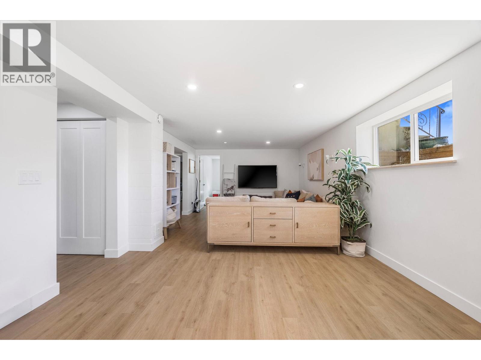 1224 Lawson Avenue, Kelowna, British Columbia  V1Y 6T9 - Photo 17 - 10383910