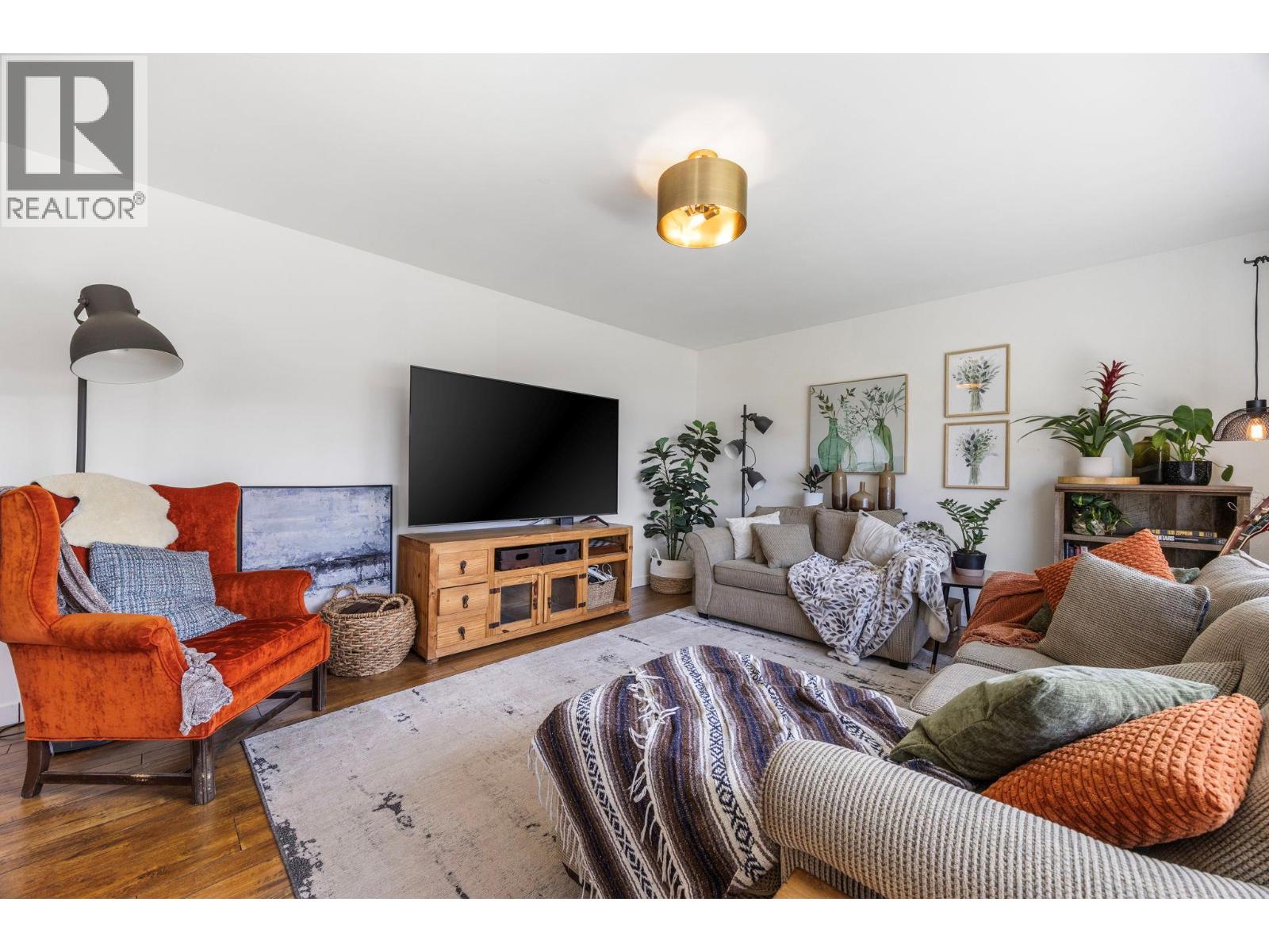 1224 Lawson Avenue, Kelowna, British Columbia  V1Y 6T9 - Photo 7 - 10383910