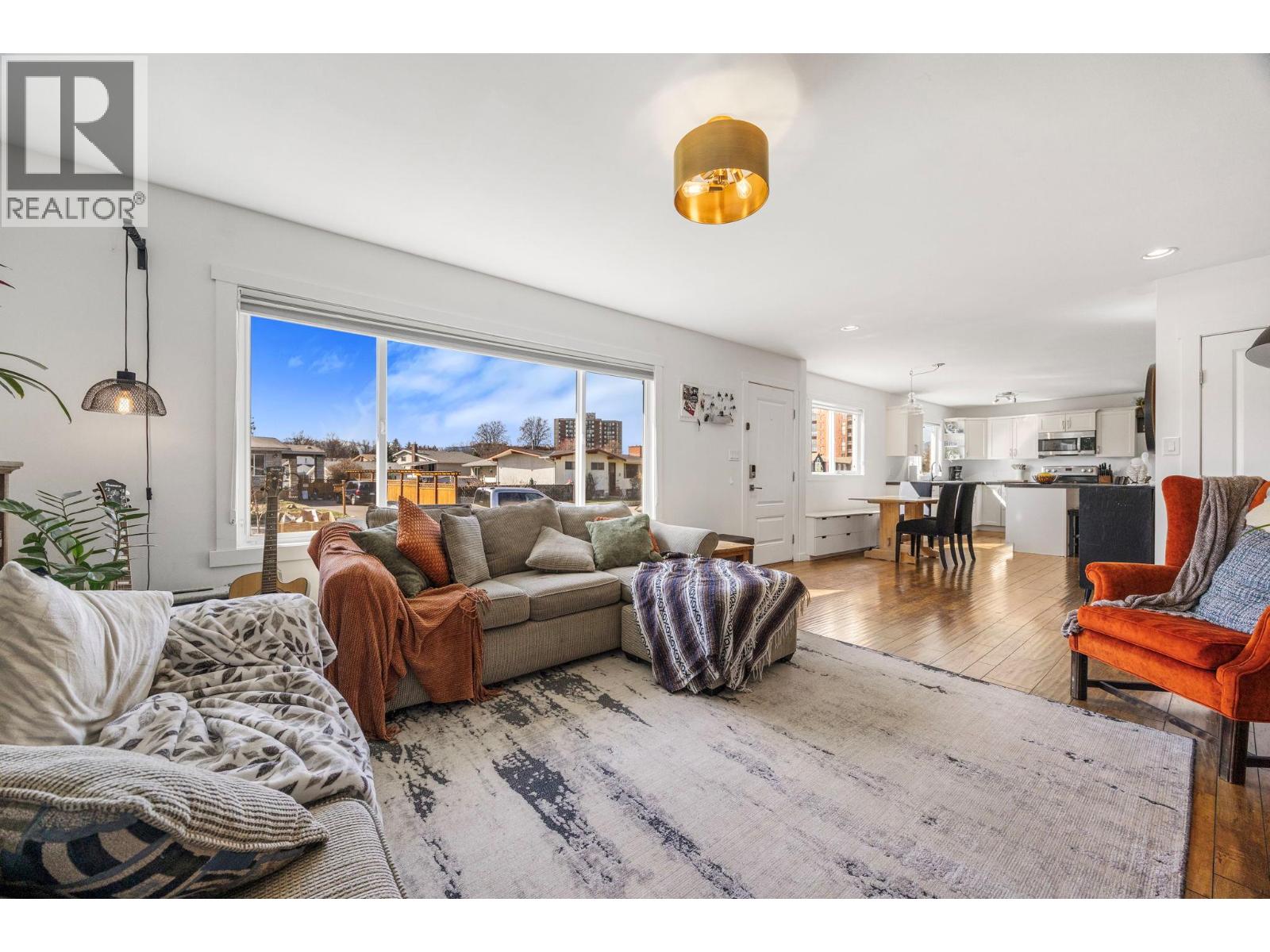 1224 Lawson Avenue, Kelowna, British Columbia  V1Y 6T9 - Photo 8 - 10383910