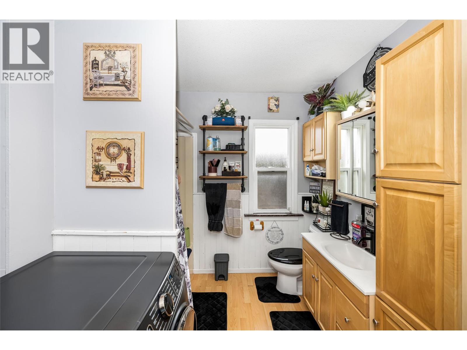 1915 33 Street, Vernon, British Columbia  V1T 5R5 - Photo 17 - 10383659