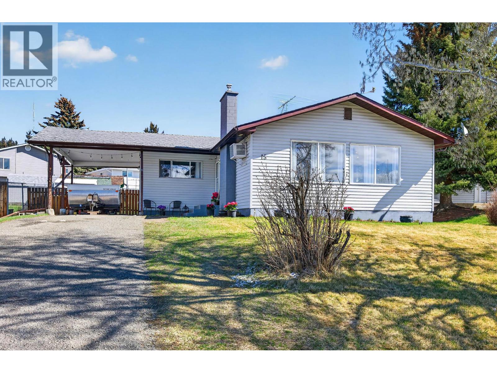 15 Galena Avenue, Logan Lake, British Columbia  V0K 1W0 - Photo 1 - 10383843