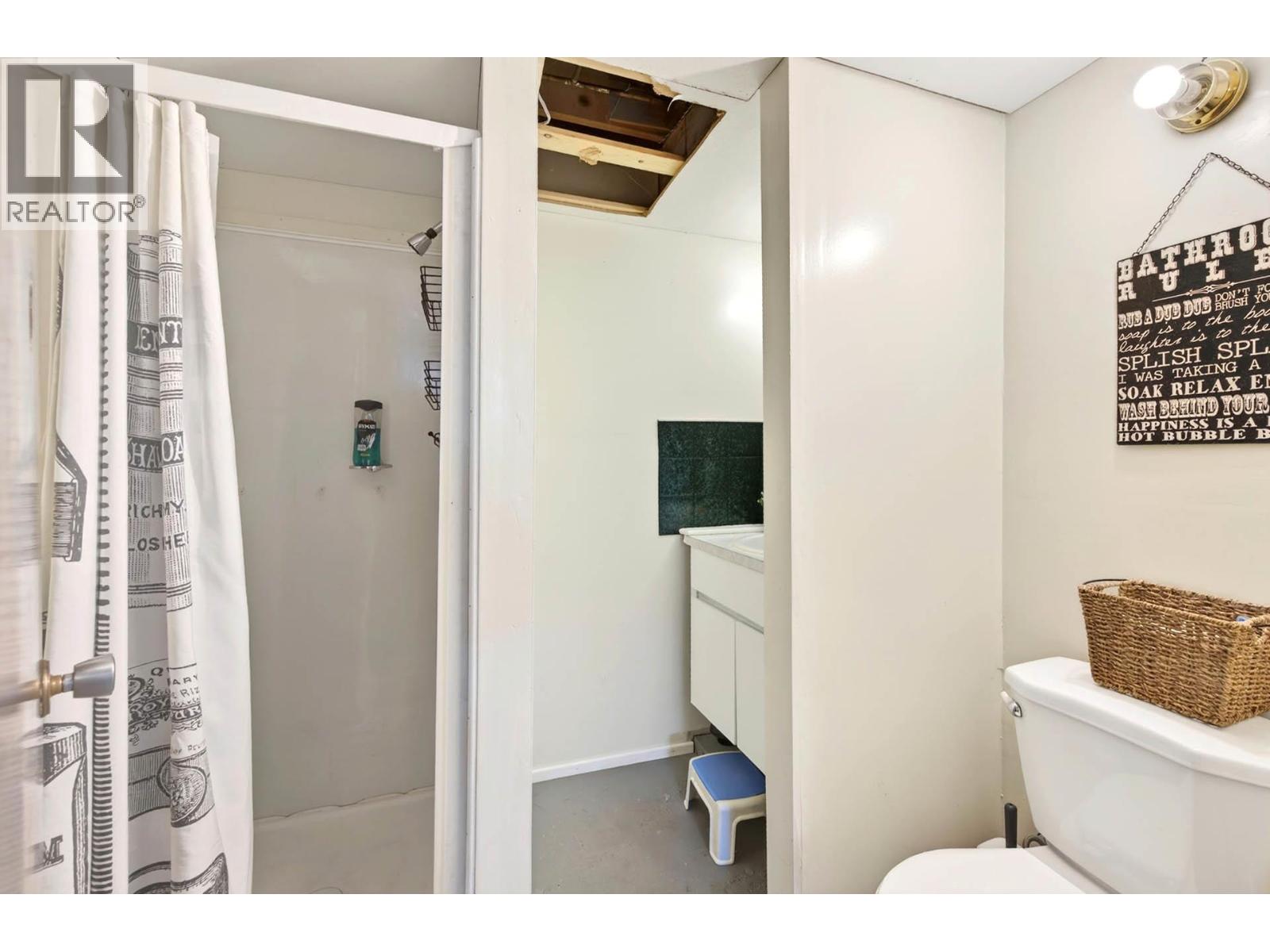 15 Galena Avenue, Logan Lake, British Columbia  V0K 1W0 - Photo 30 - 10383843