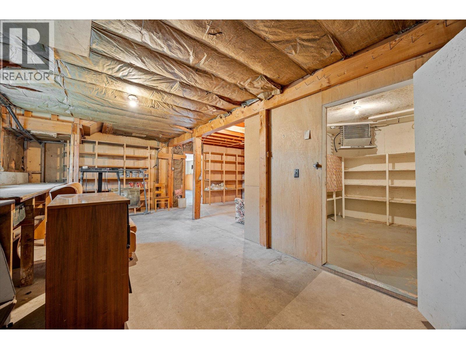 4693 Raymer Road, Kelowna, British Columbia  V1W 1J4 - Photo 30 - 10383687