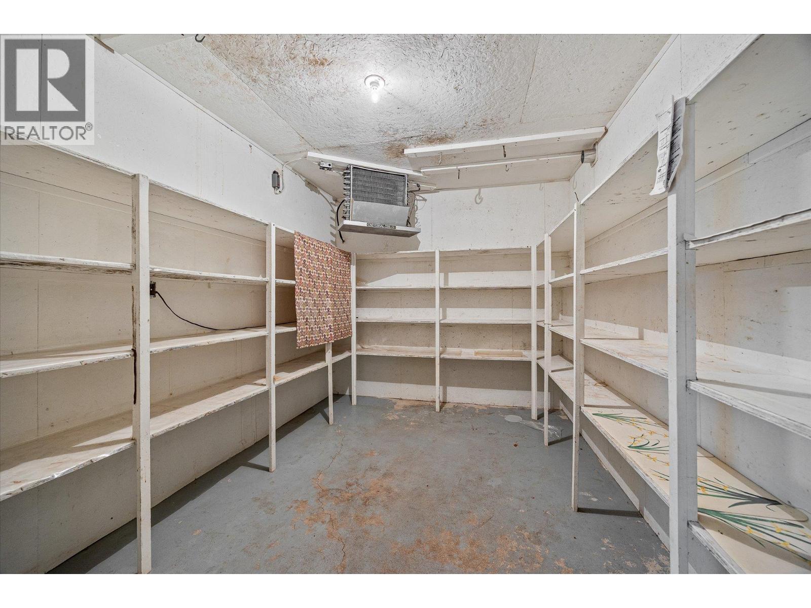 4693 Raymer Road, Kelowna, British Columbia  V1W 1J4 - Photo 31 - 10383687