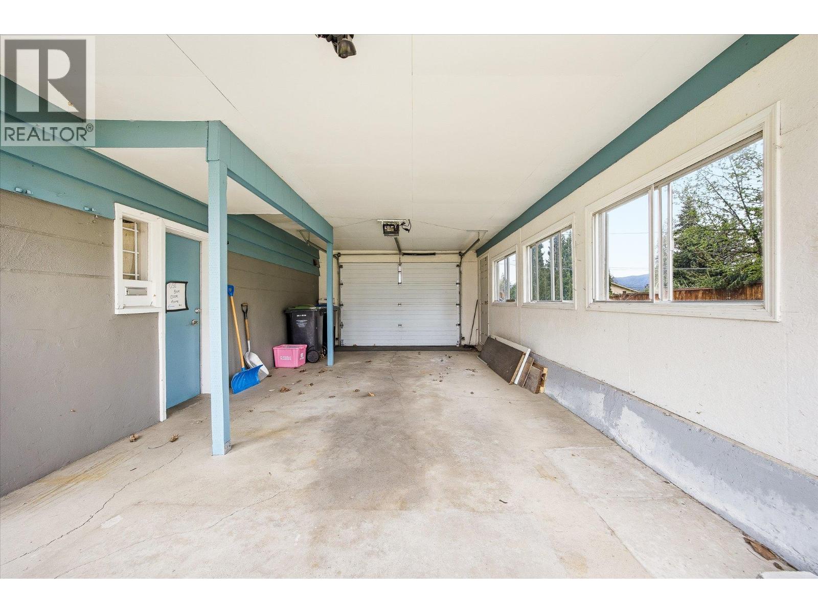 4693 Raymer Road, Kelowna, British Columbia  V1W 1J4 - Photo 40 - 10383687