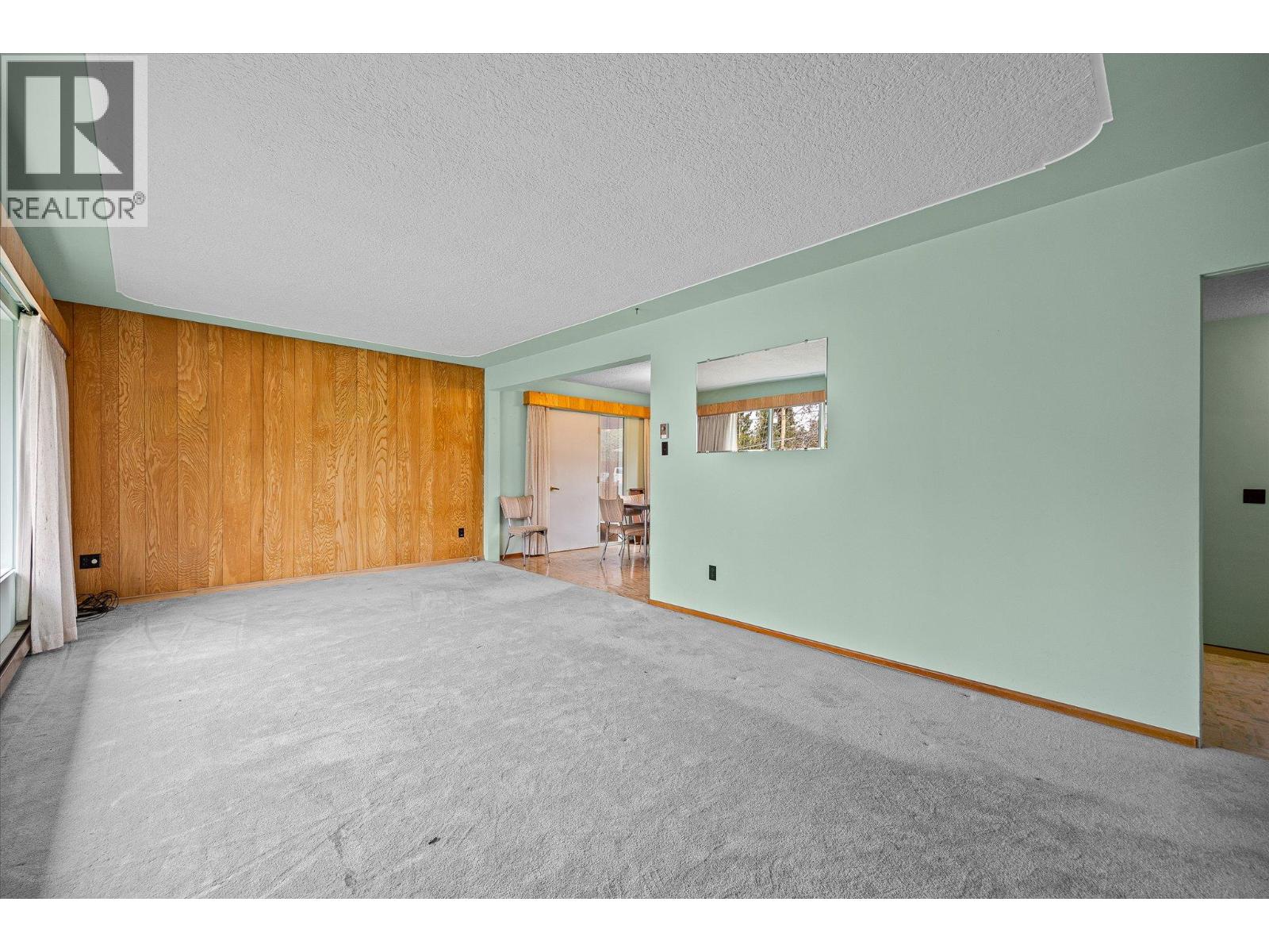 4693 Raymer Road, Kelowna, British Columbia  V1W 1J4 - Photo 6 - 10383687