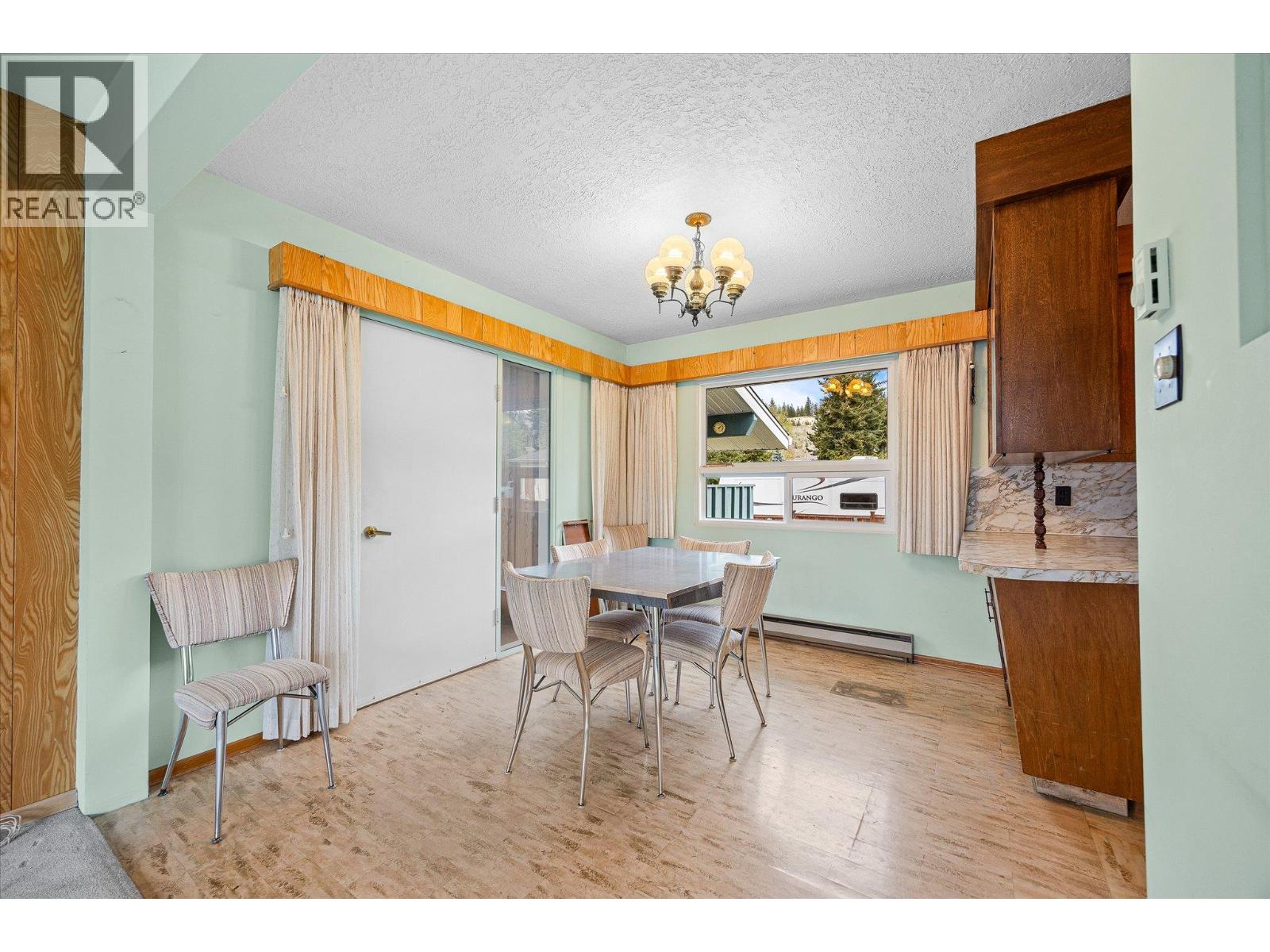 4693 Raymer Road, Kelowna, British Columbia  V1W 1J4 - Photo 8 - 10383687