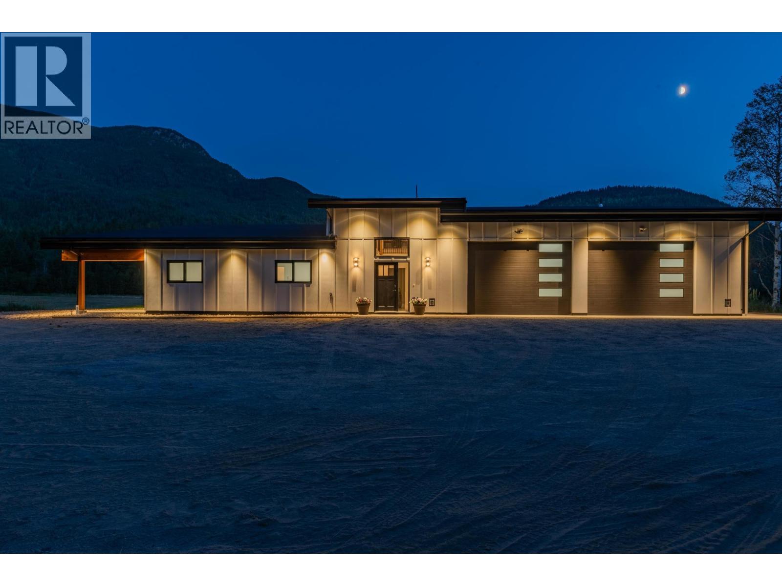 2335 Pass Creek Road, Castlegar, British Columbia  v1n 4t4 - Photo 13 - 10383434