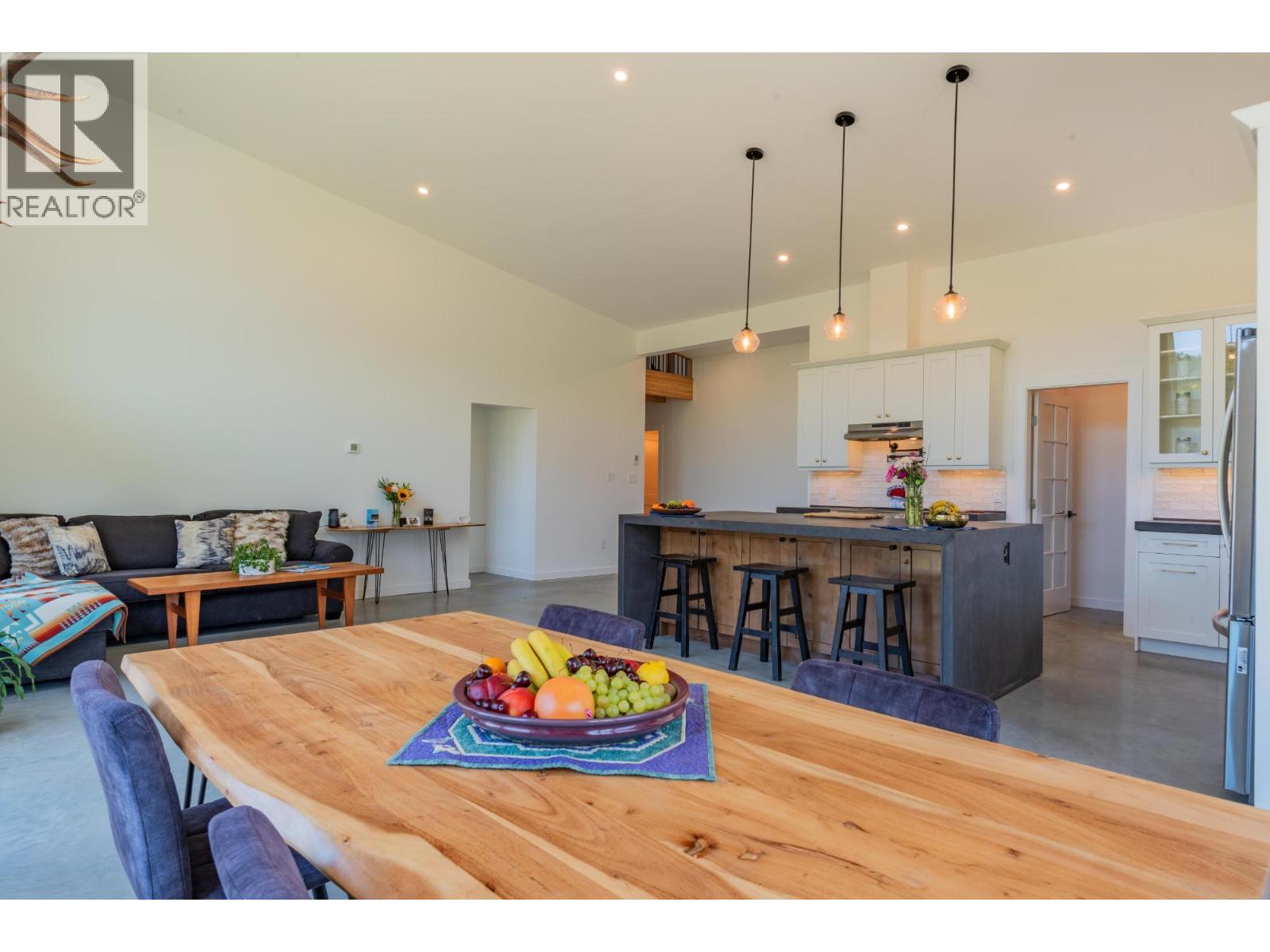 2335 Pass Creek Road, Castlegar, British Columbia  v1n 4t4 - Photo 31 - 10383434