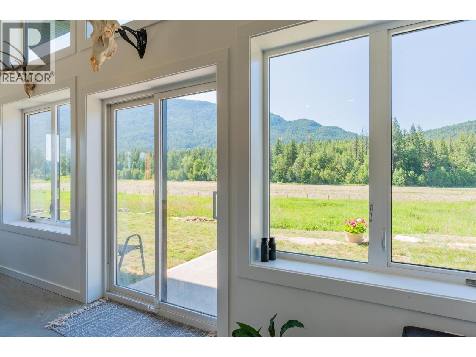 2335 Pass Creek Road, Castlegar, British Columbia  v1n 4t4 - Photo 35 - 10383434